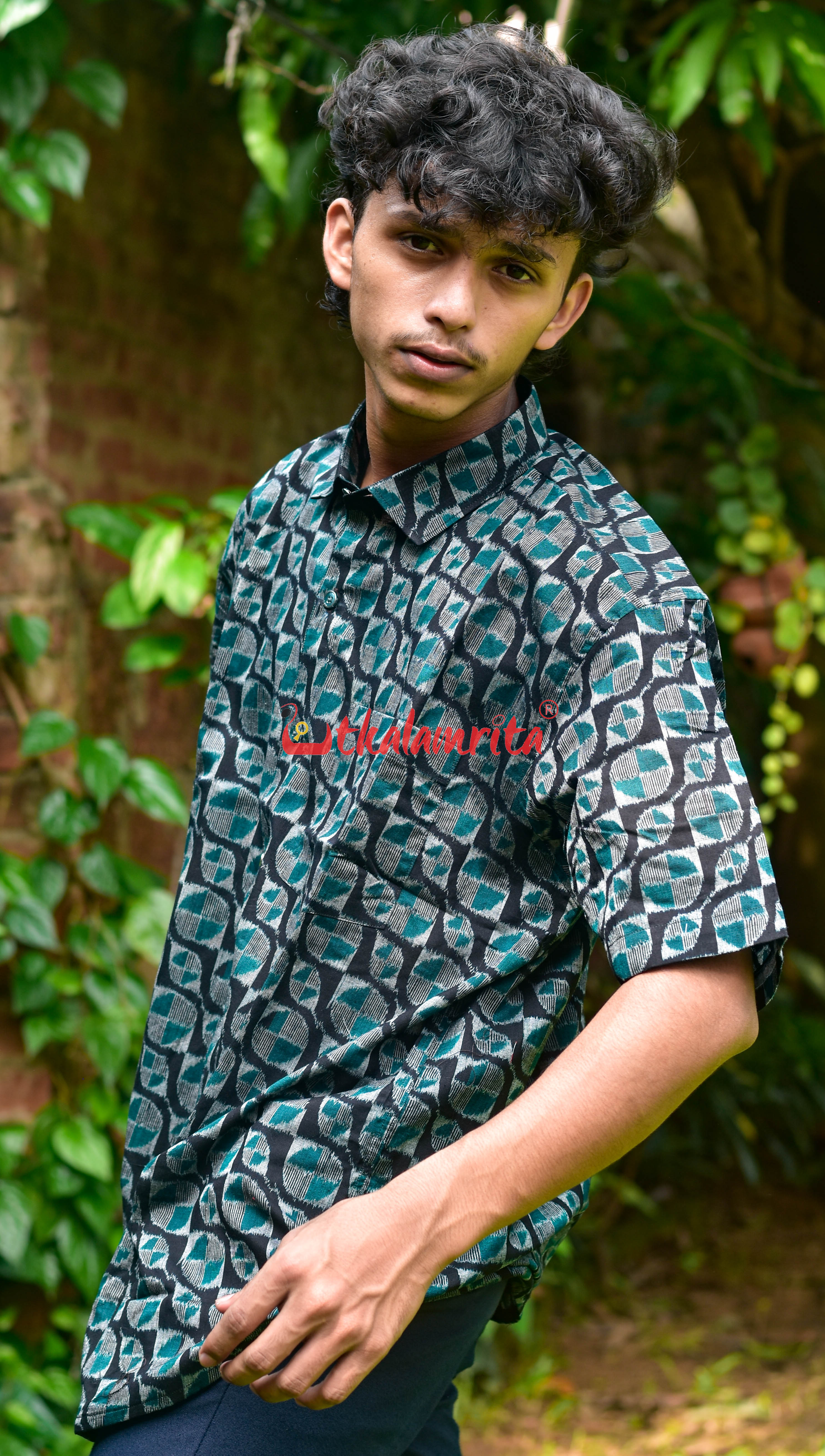 Black Grey Flower Fusion (Mens' Half Shirt)