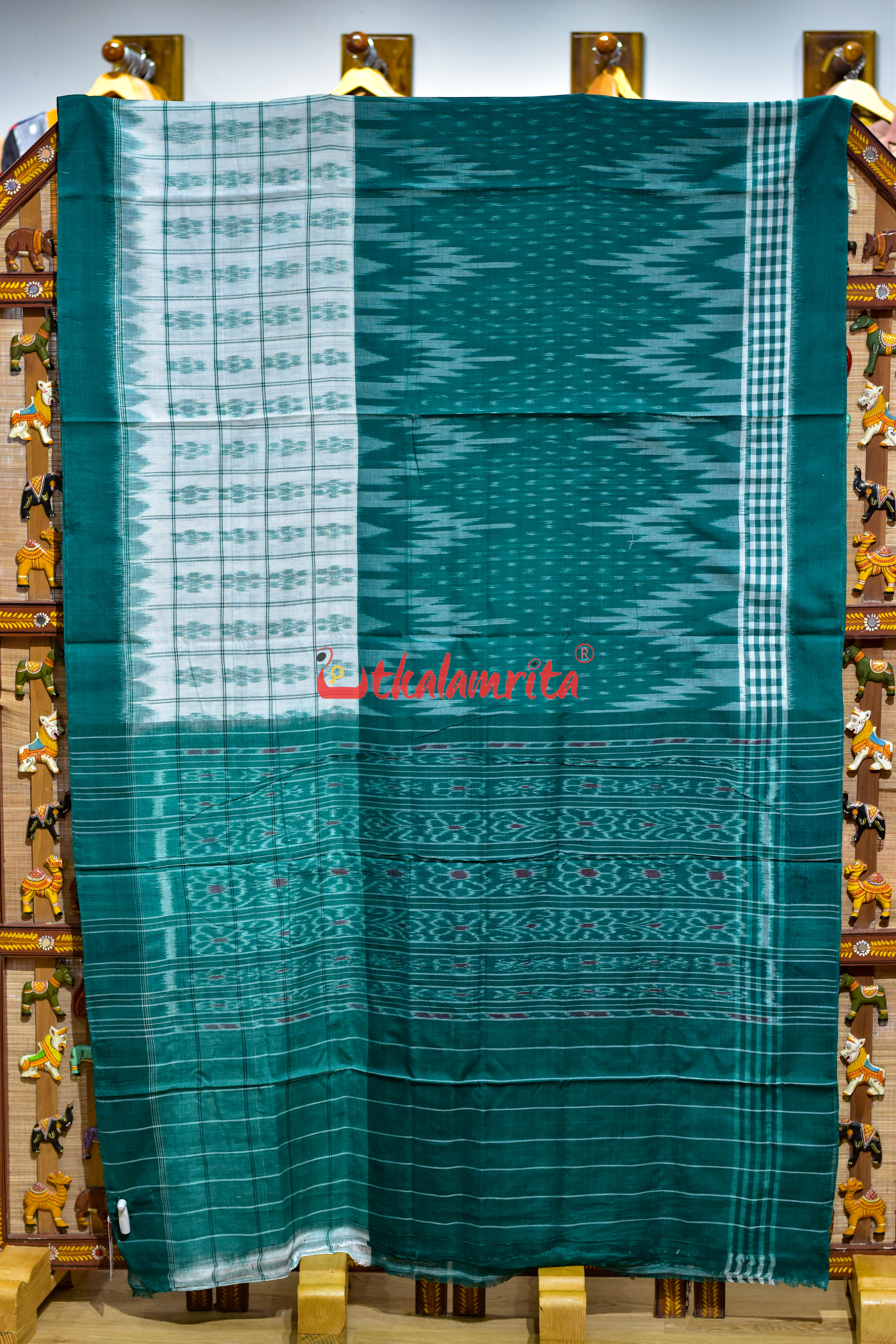 Special kargil Green White Khandua Cotton Saree