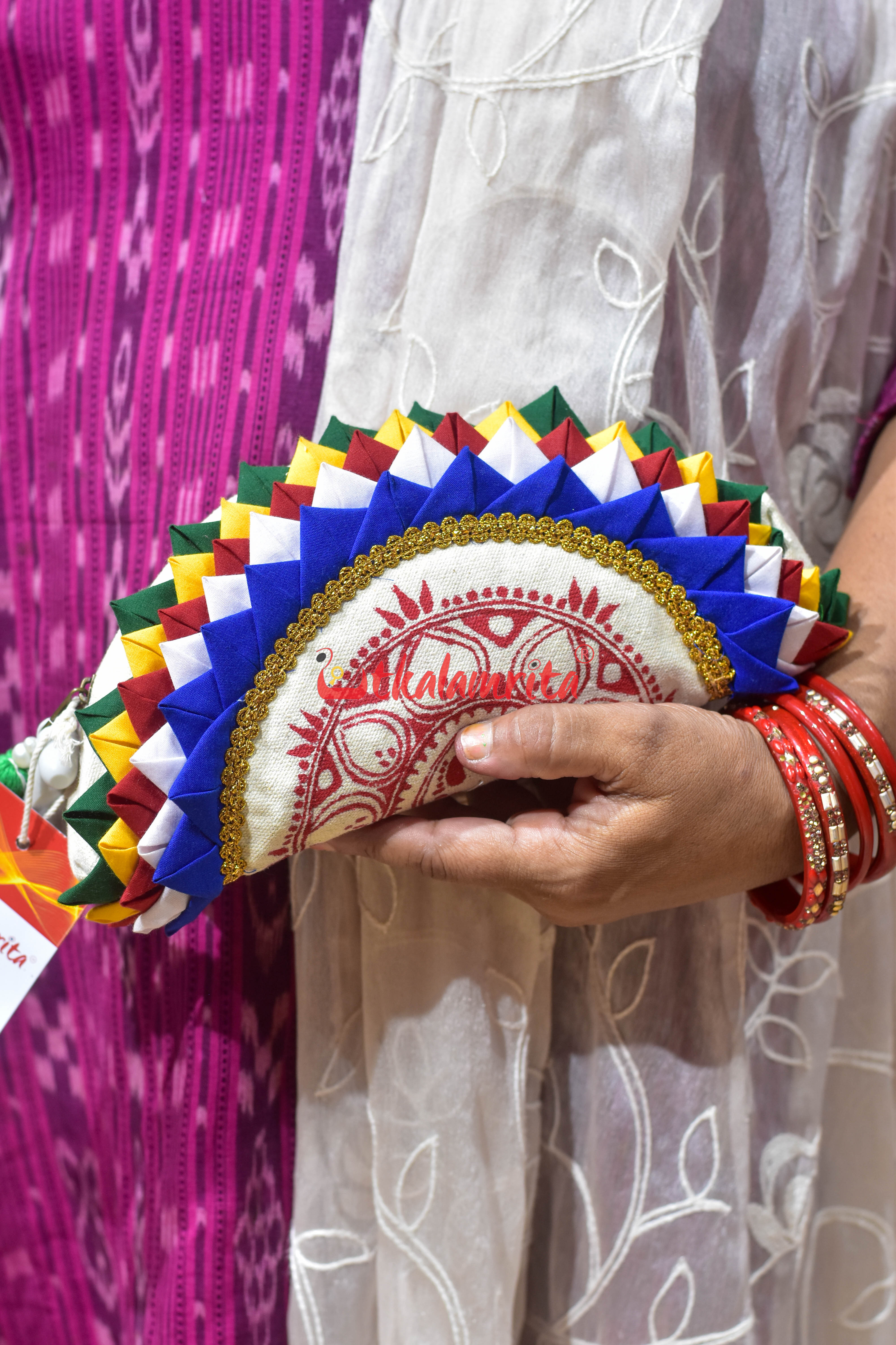 Red Jhoti Applique Hand Clutch