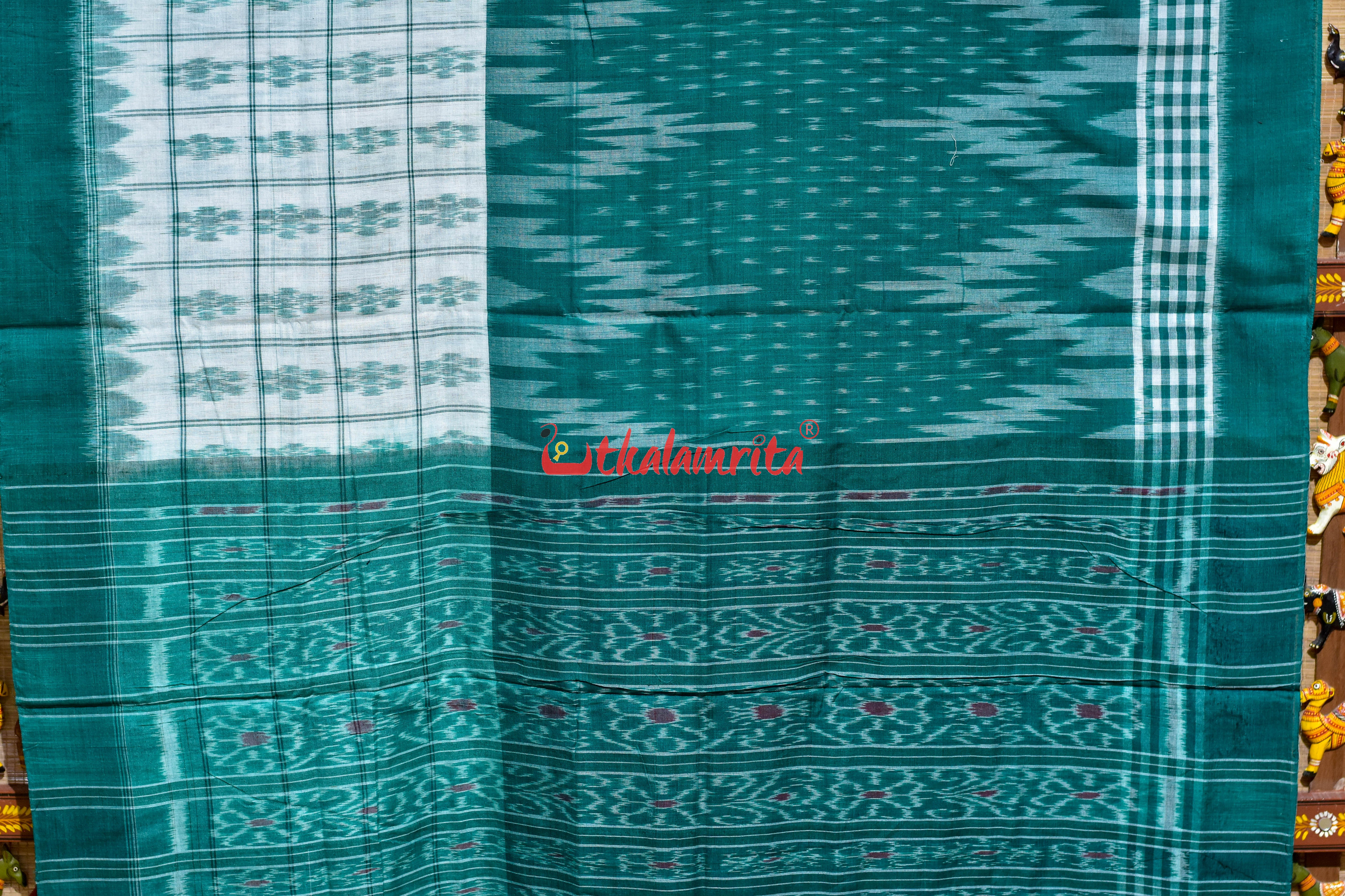 Special kargil Green White Khandua Cotton Saree