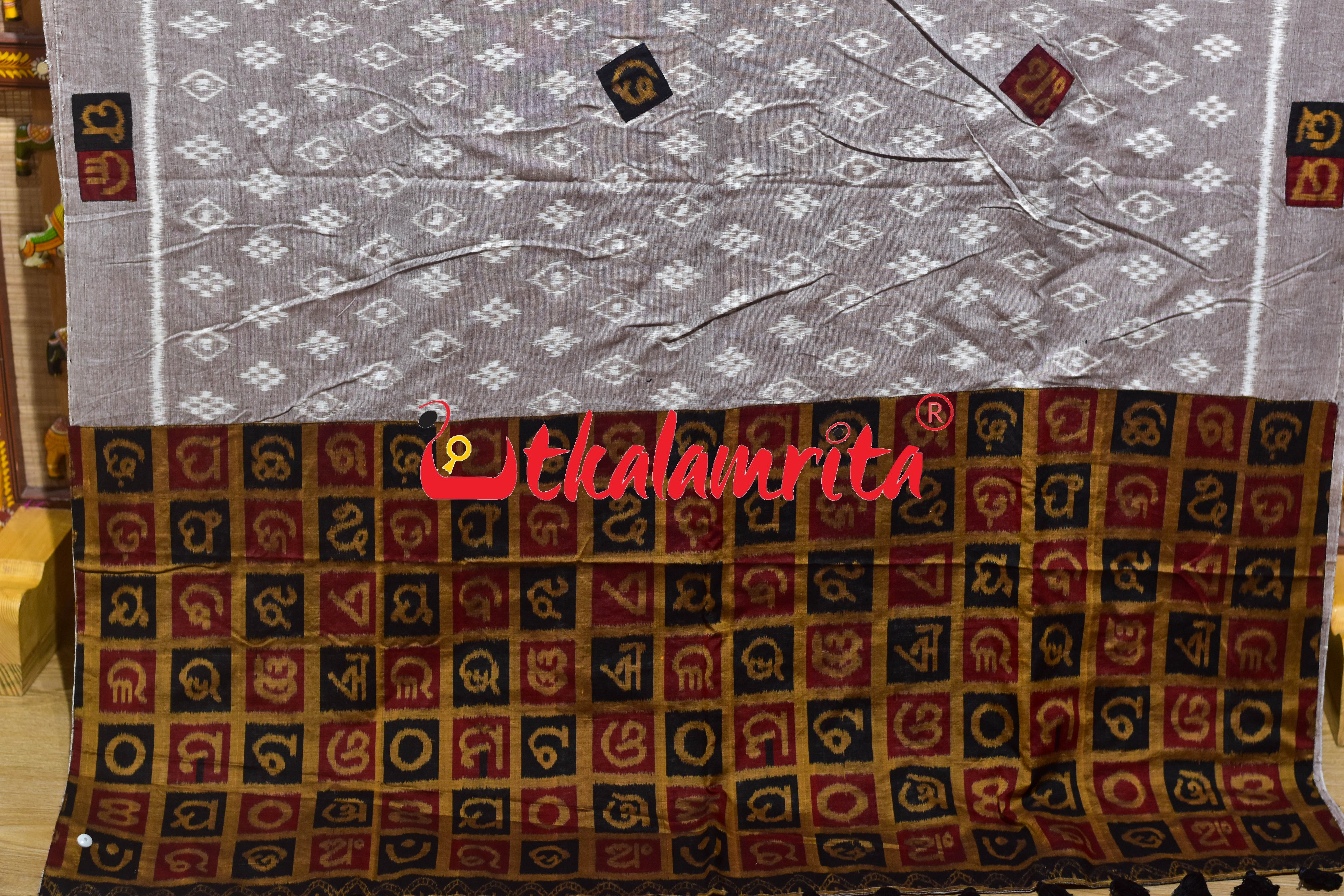 Gol Thikiri Single Ikat Odia Alphabets Anchal Designer Cotton Saree