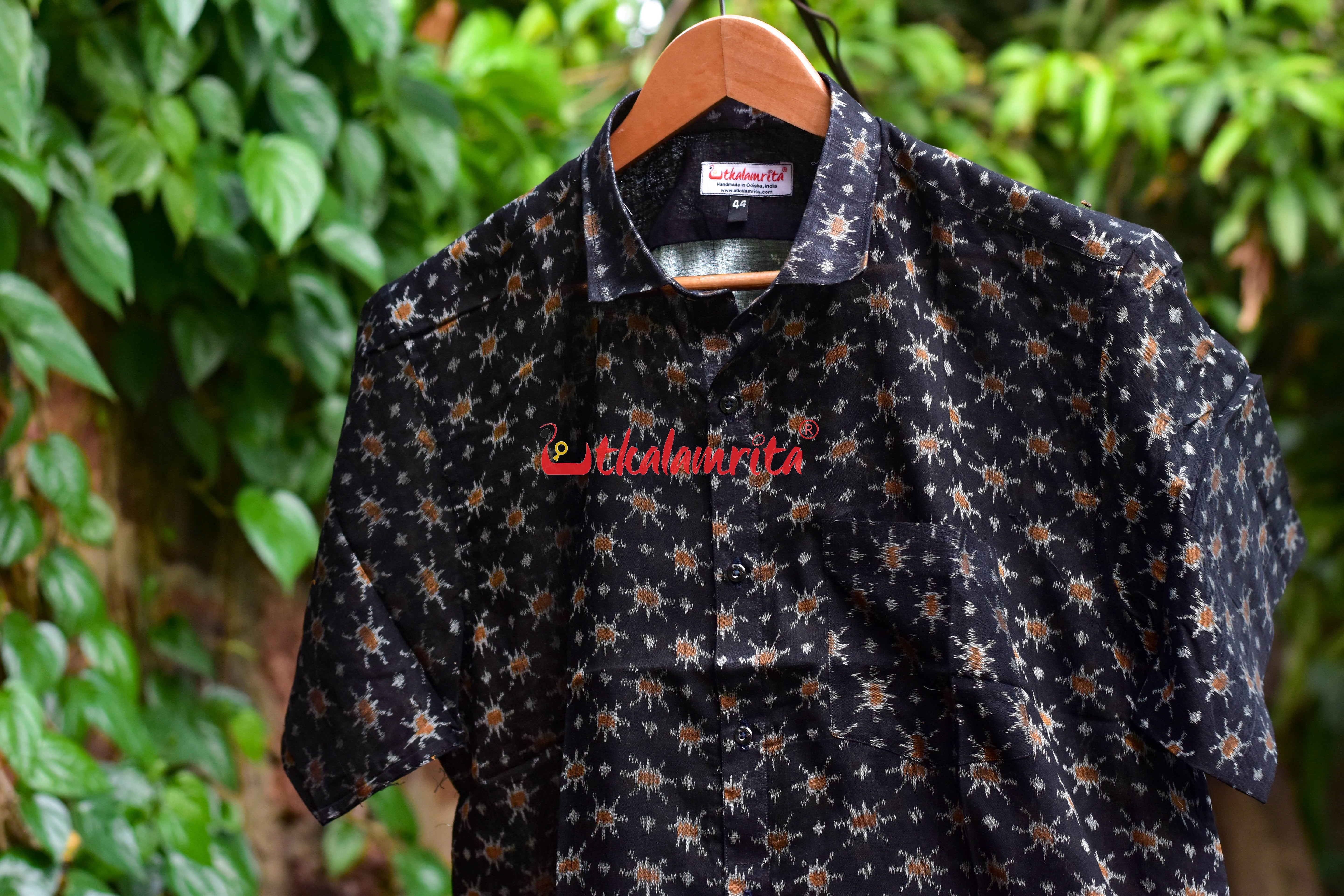 Black Tortoise (Mens' Half Shirt)