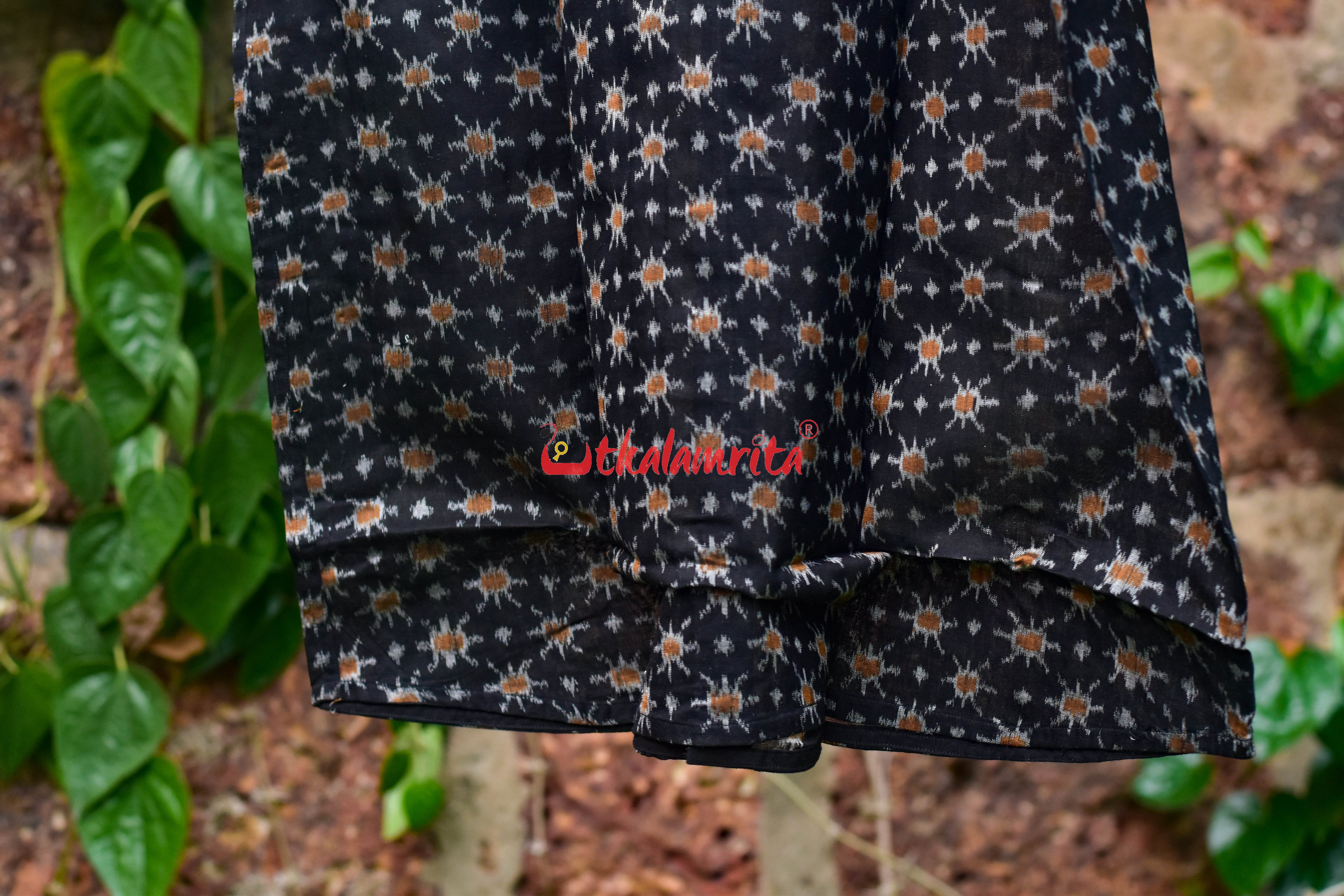 Black Tortoise (Mens' Half Shirt)