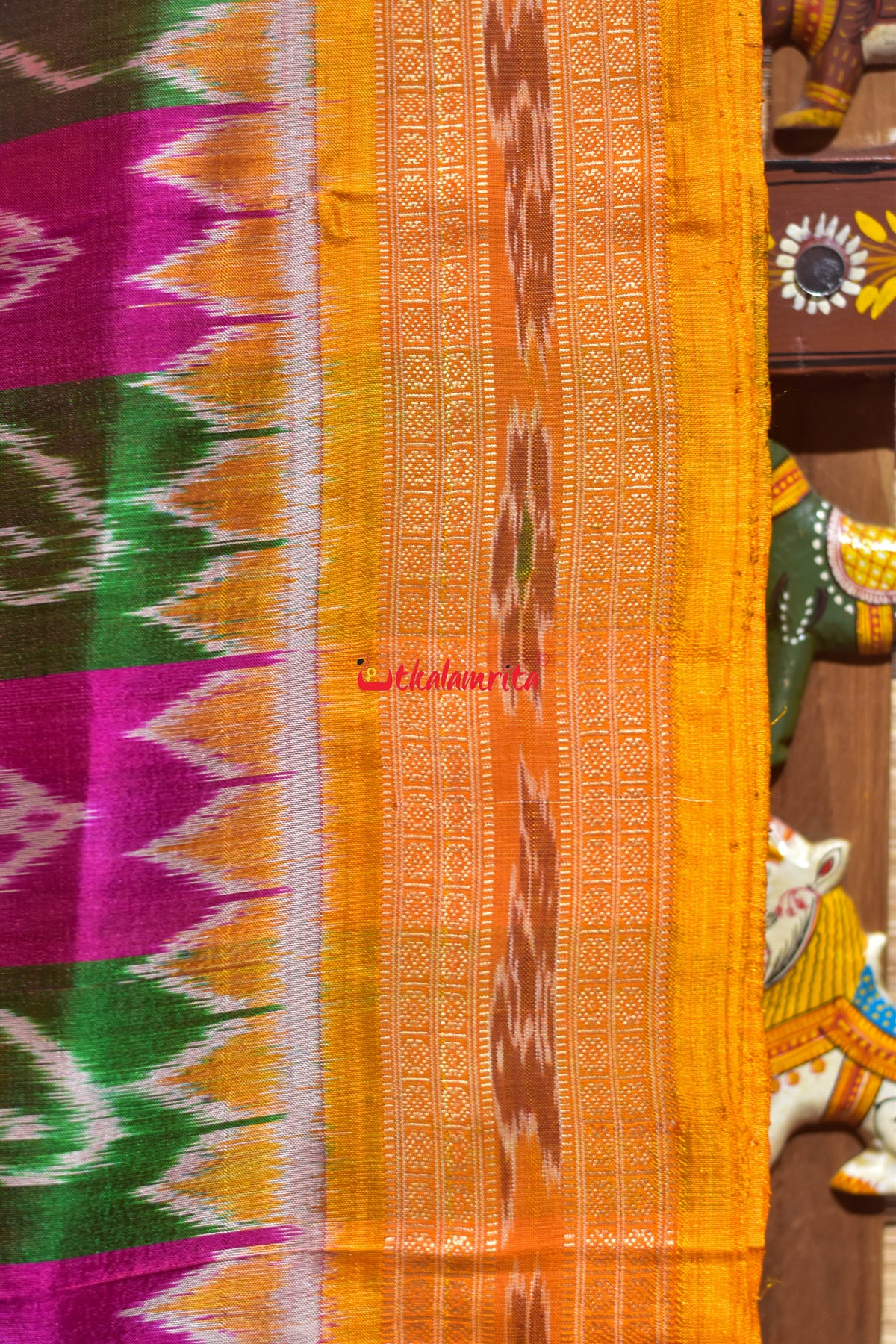 Pink Green Sankha Lata Khandua Silk Saree