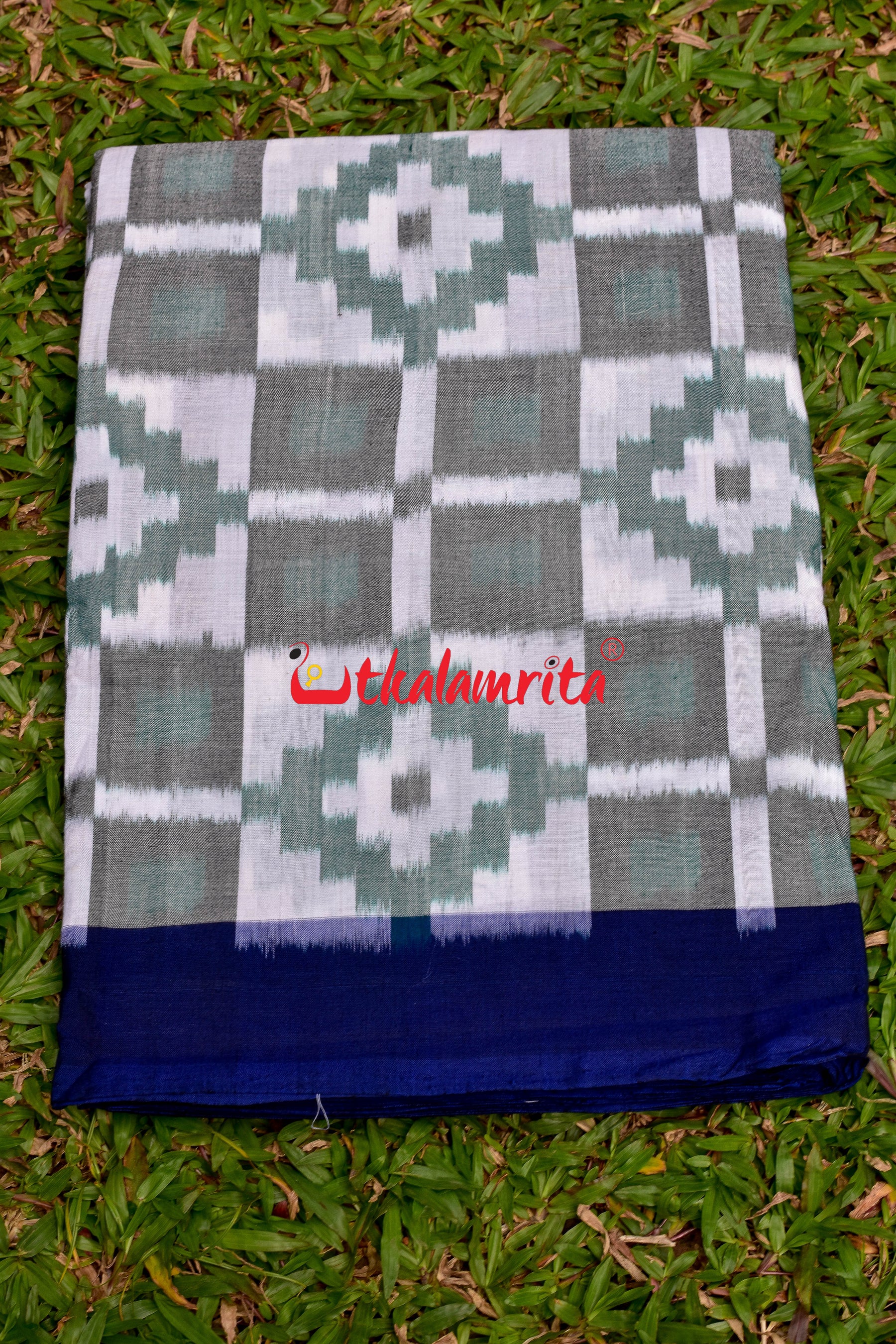 Green Grey White Kuthi Pasapali (Fabric)