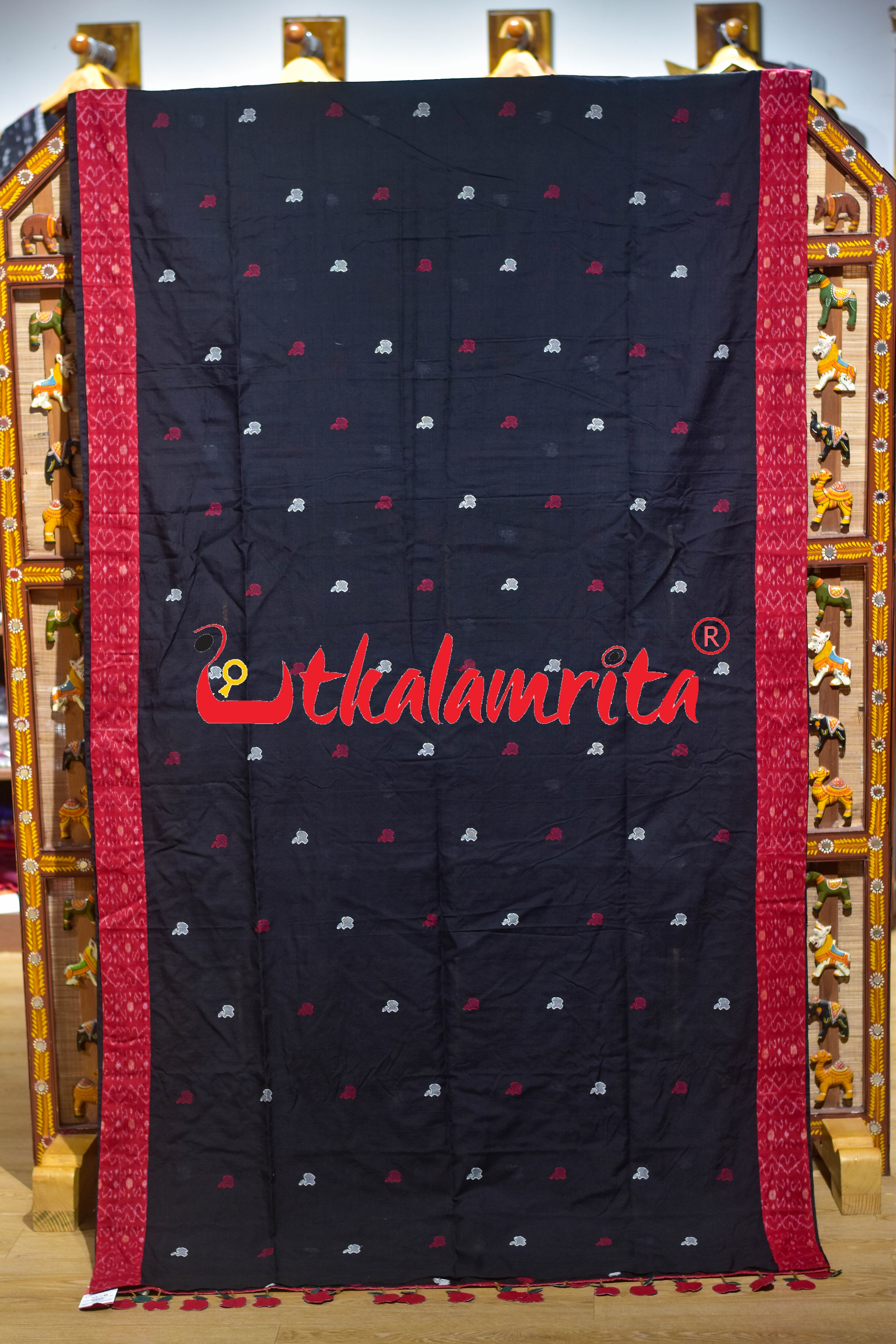 Black Apple Design S Bandha Designer Cotton Saree