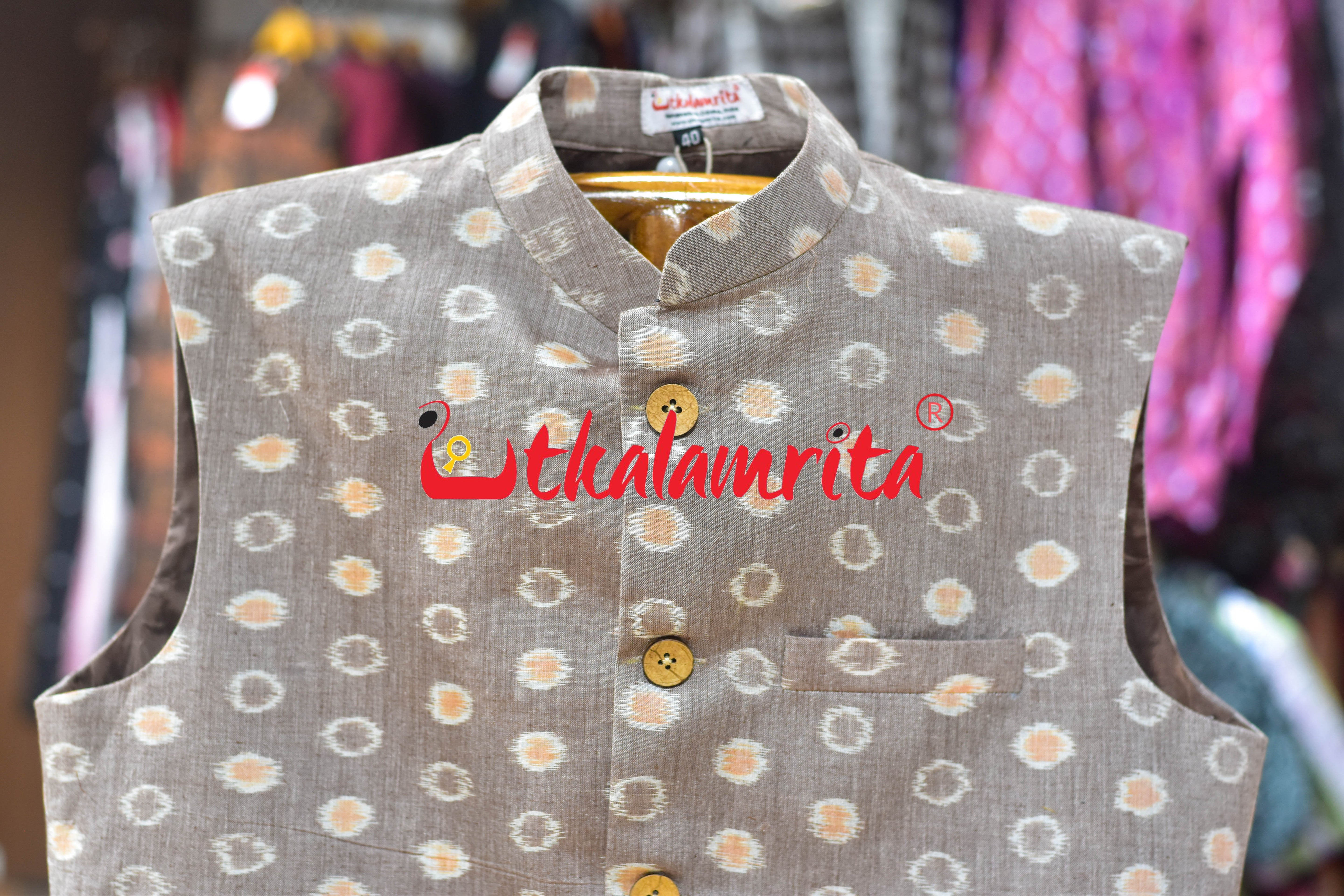 Vintage Beige Bubbles Ikat (Modi Jacket)