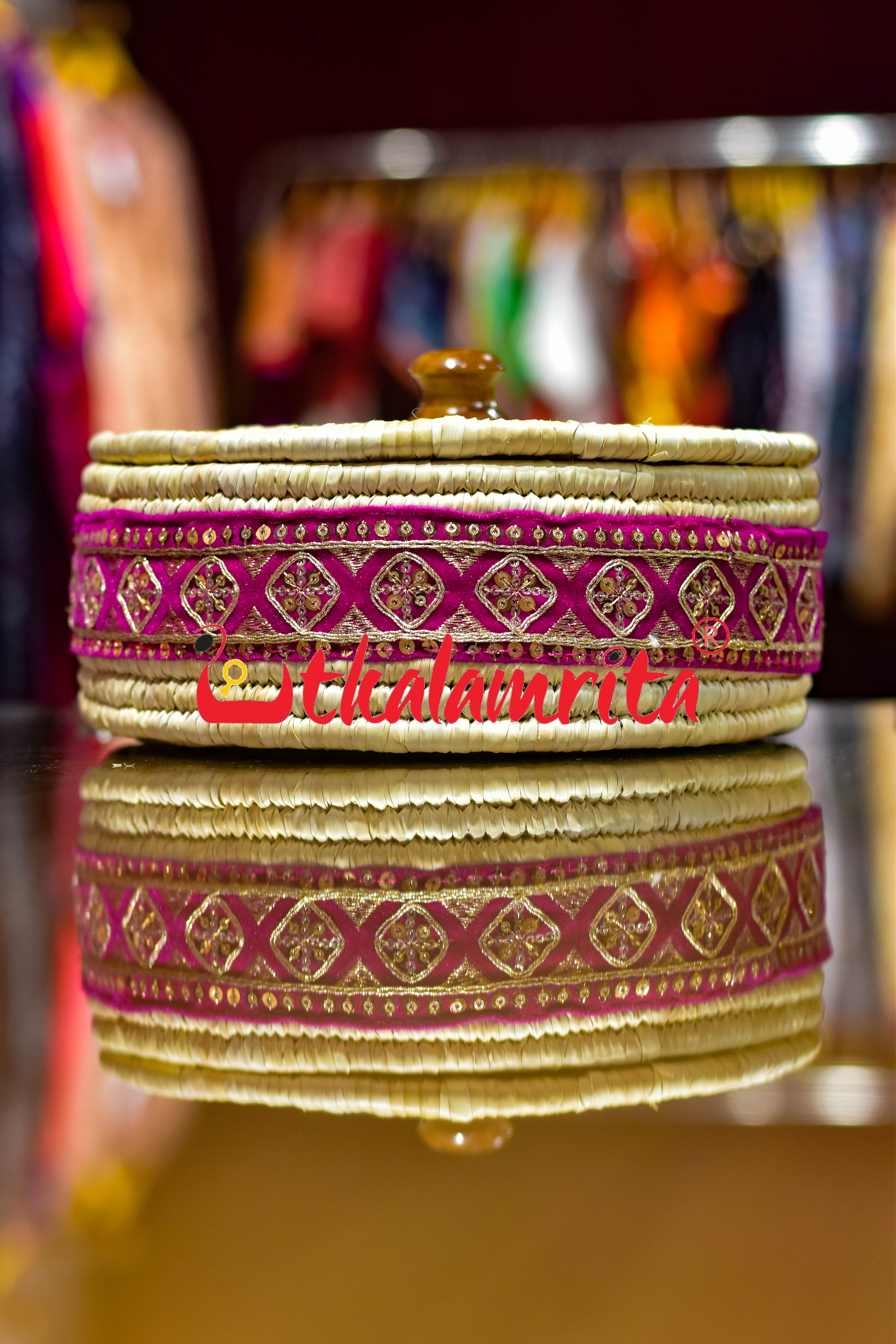 Binding Designer Roti Box with Pink Lace