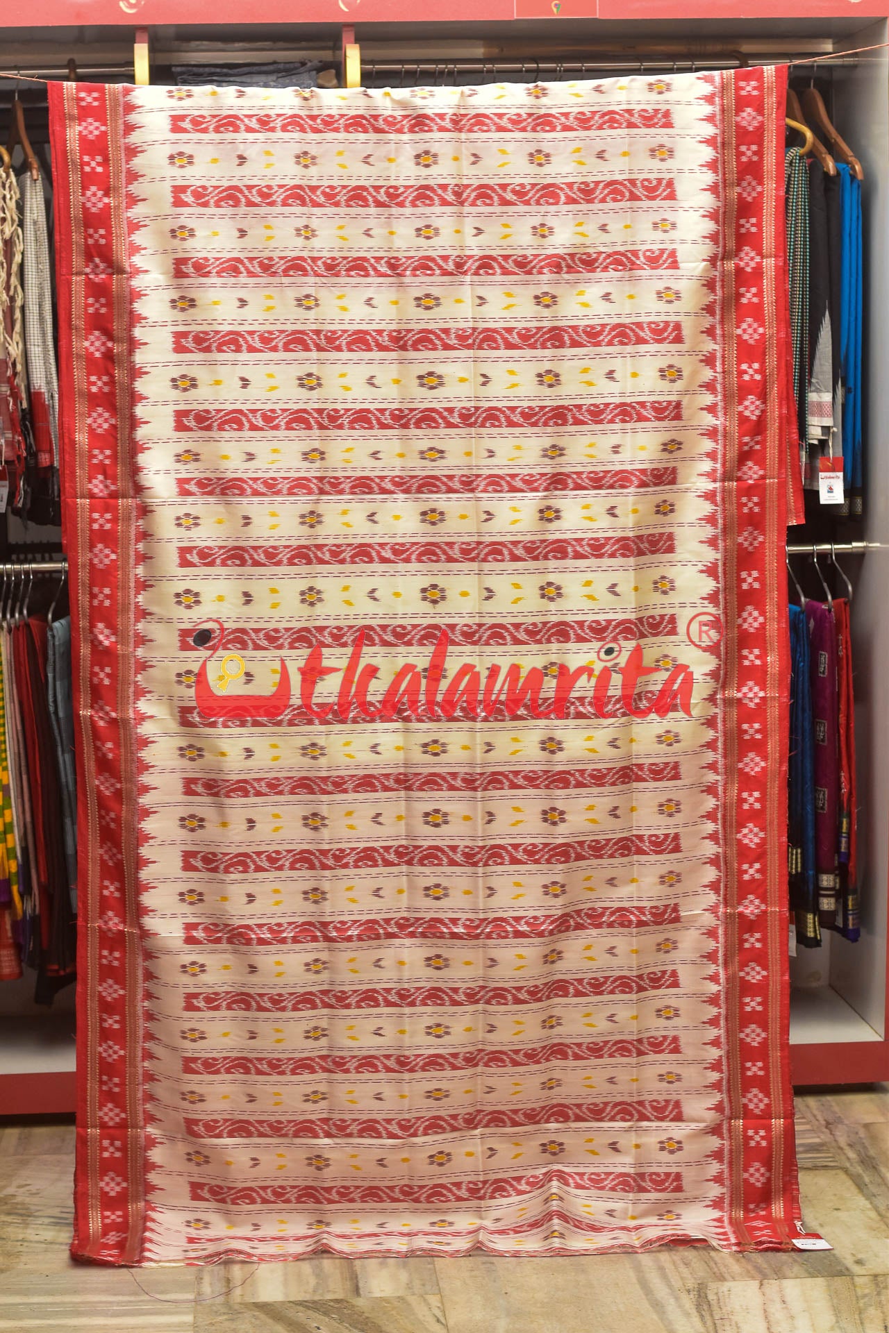 White Red Dhanpatri Pasapali Border Khandua Silk Saree