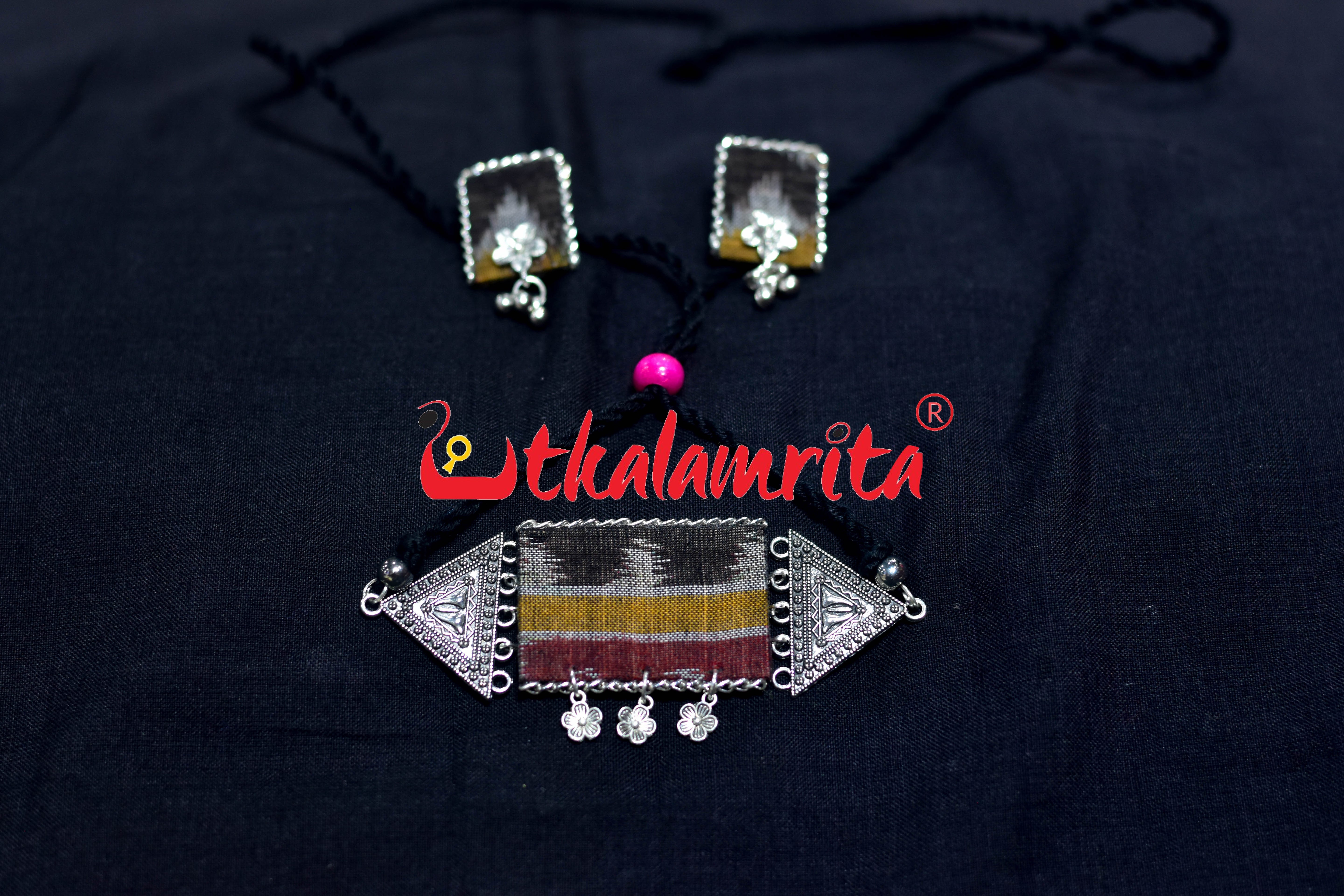 Silver Black Ikat Small Choker Set