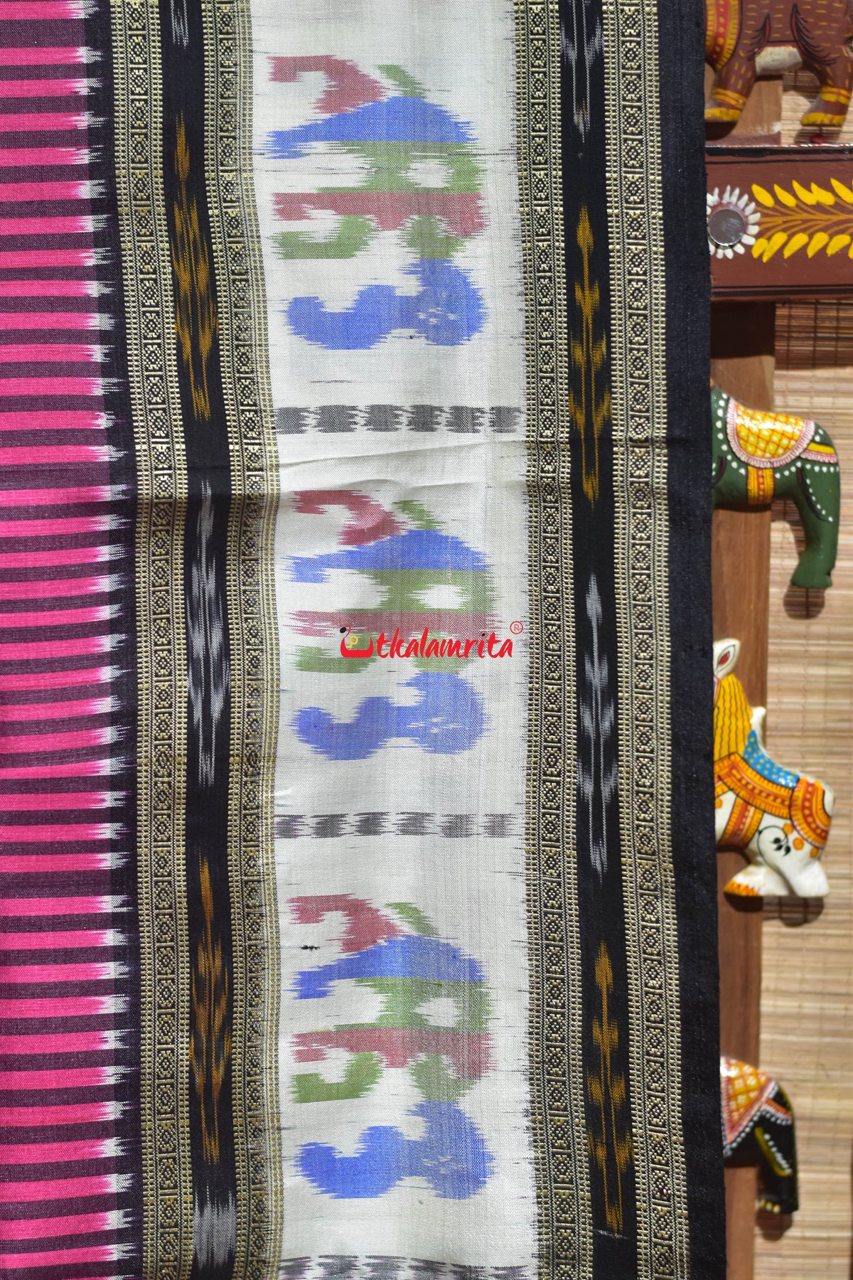 Pink Fish Buti Elephant Border Kathifera Silk Saree
