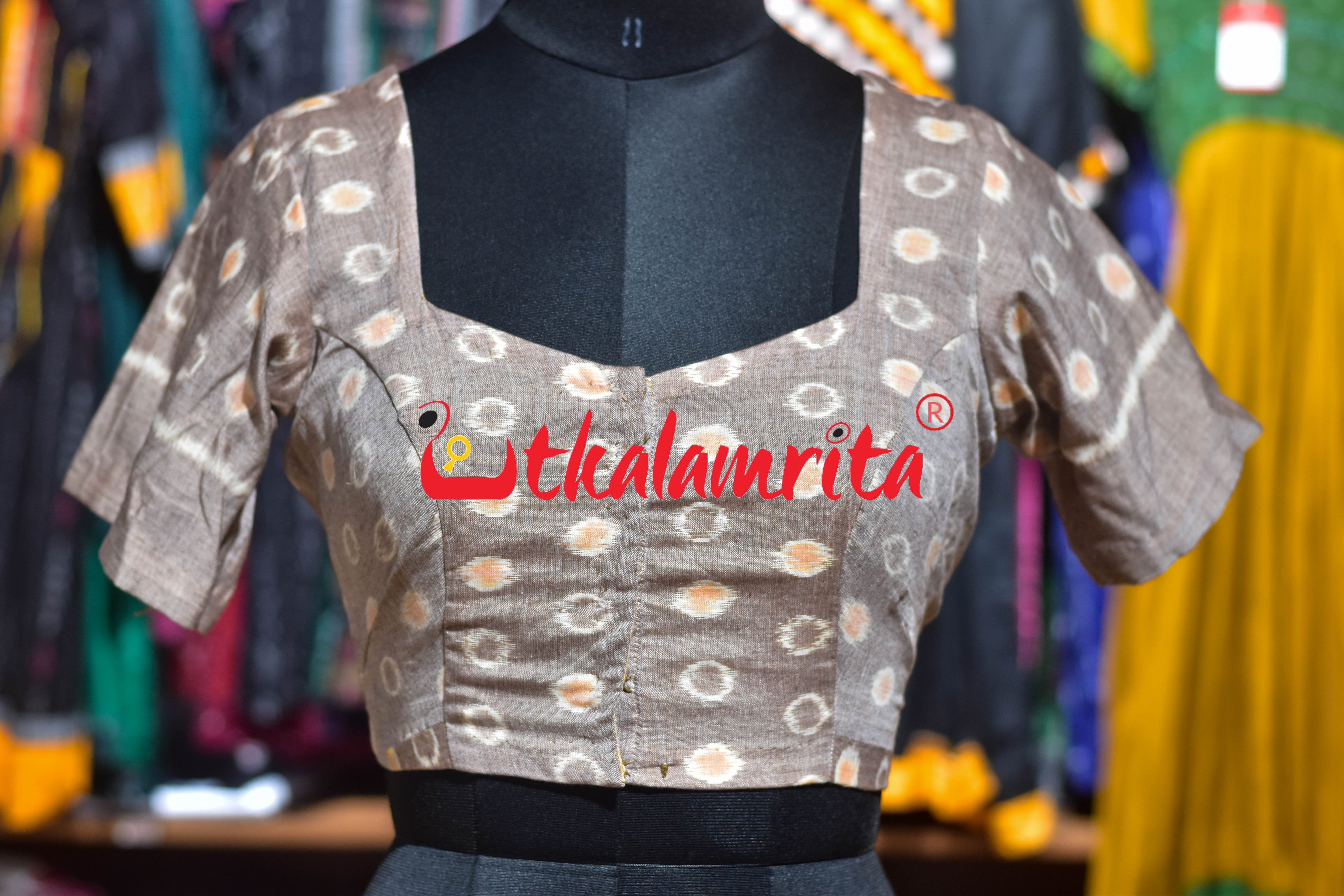 Vintage Beige Bubbles Ikat (Blouse)