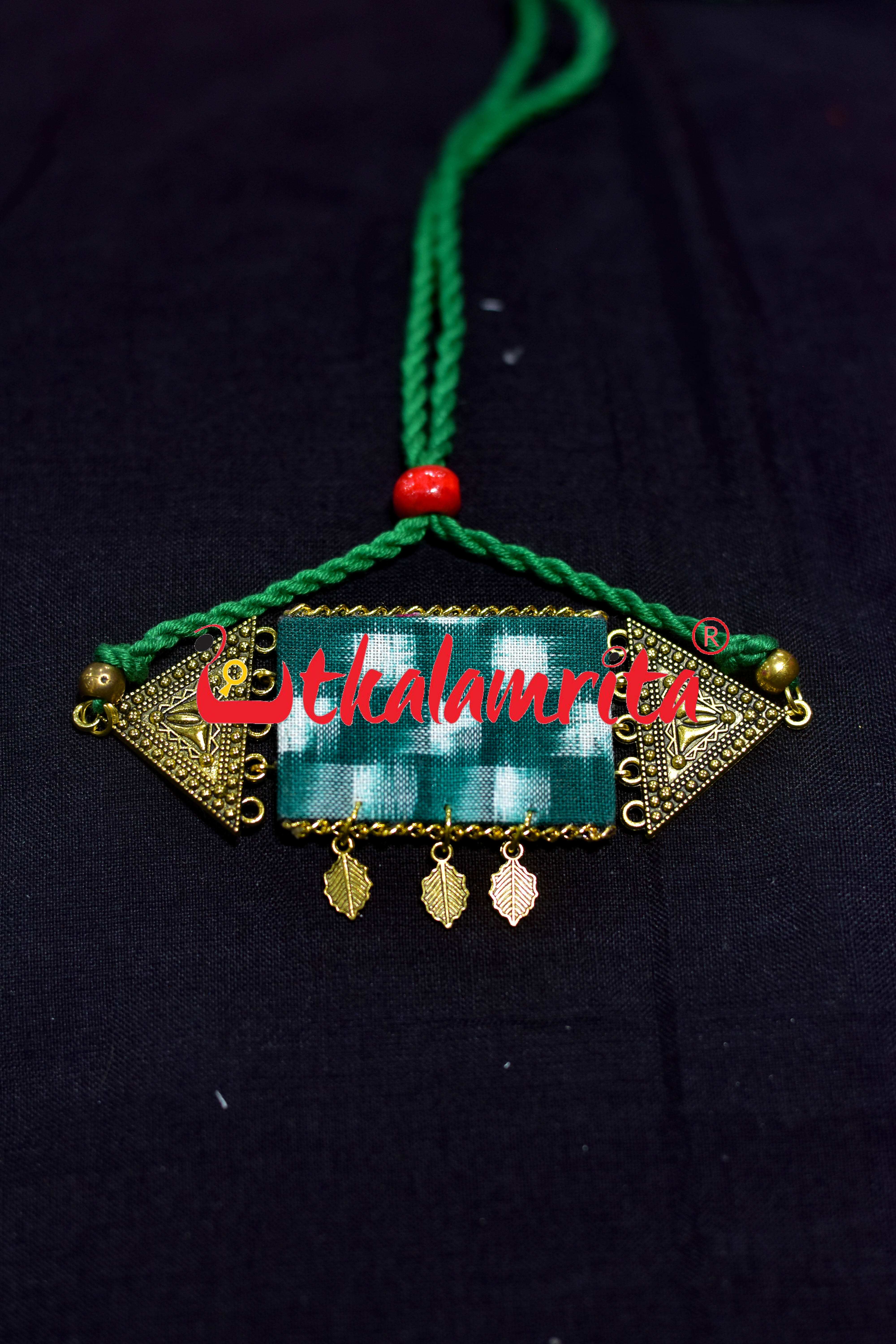 Golden Green Pasapali Small Choker Set