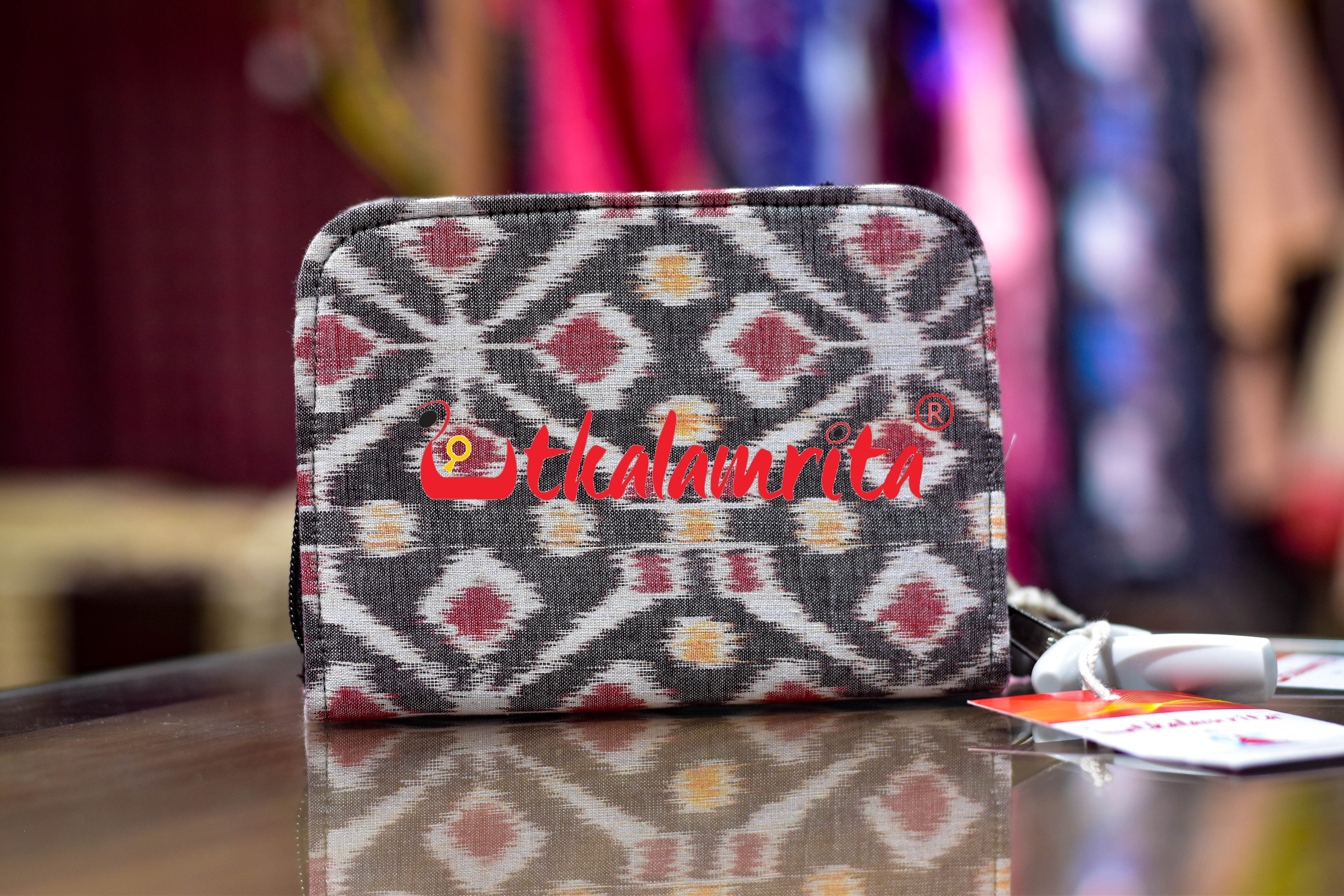 Grey White Star Flower Vanity ATM Case