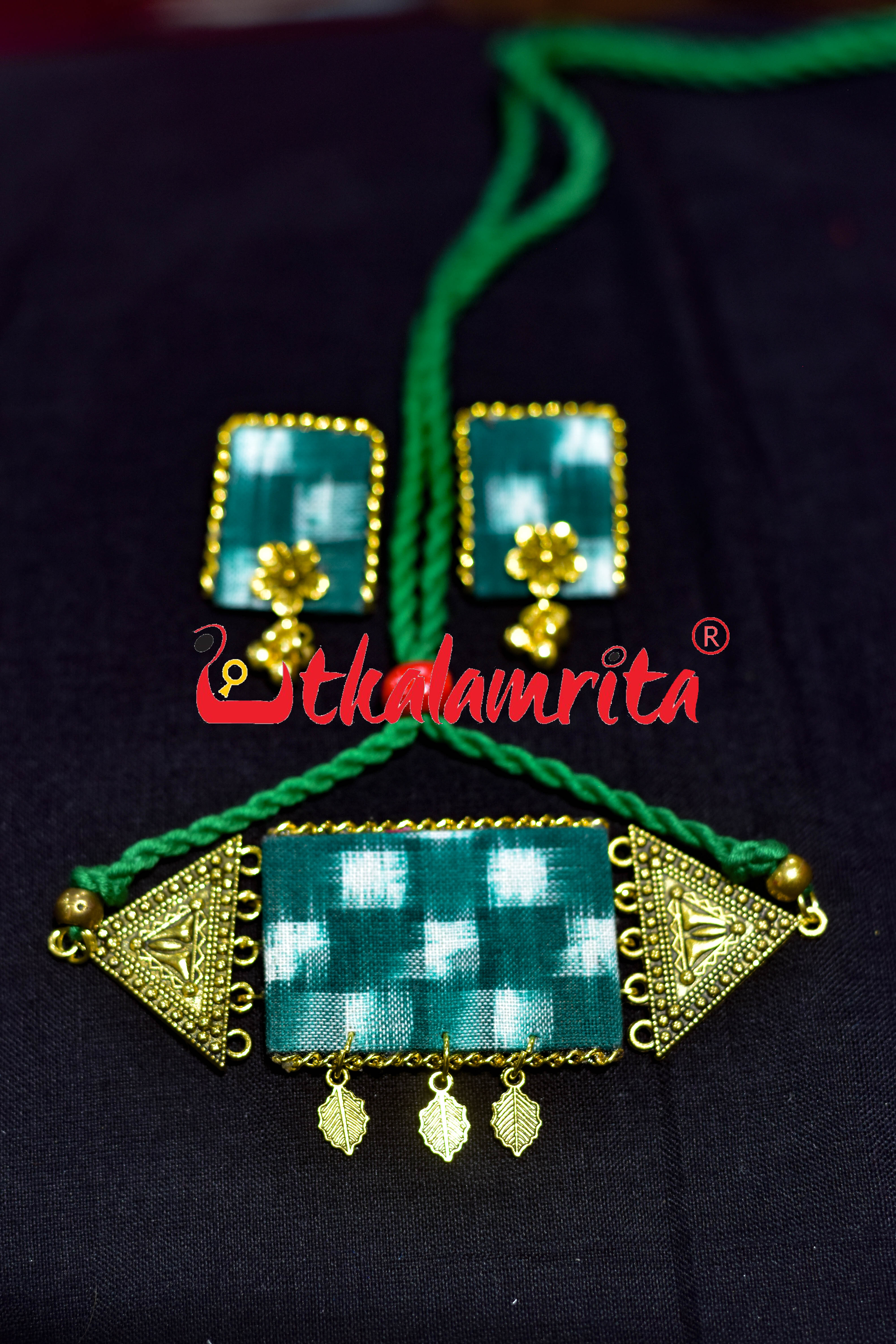 Golden Green Pasapali Small Choker Set