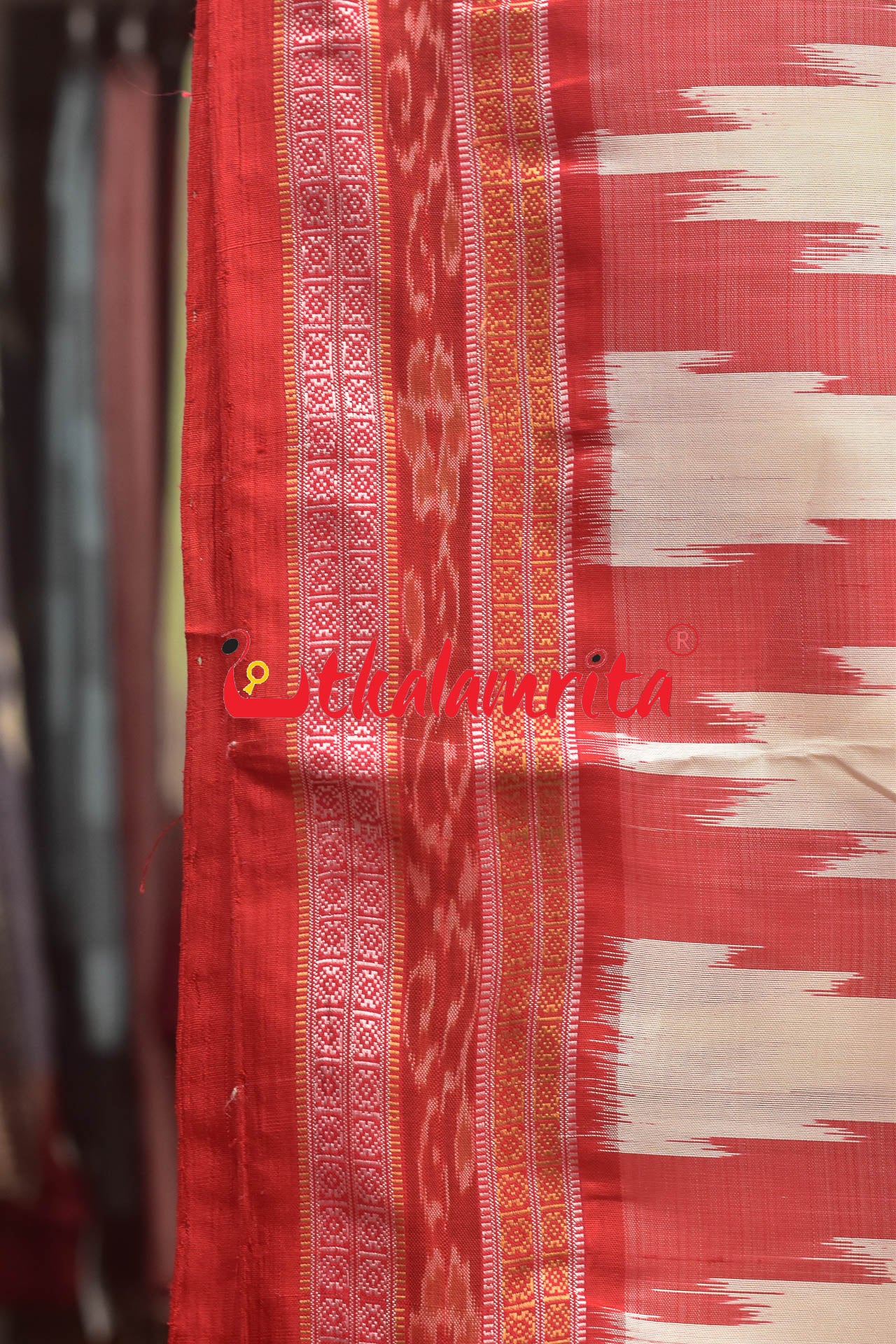 White Red Big Temples Khandua Silk Saree