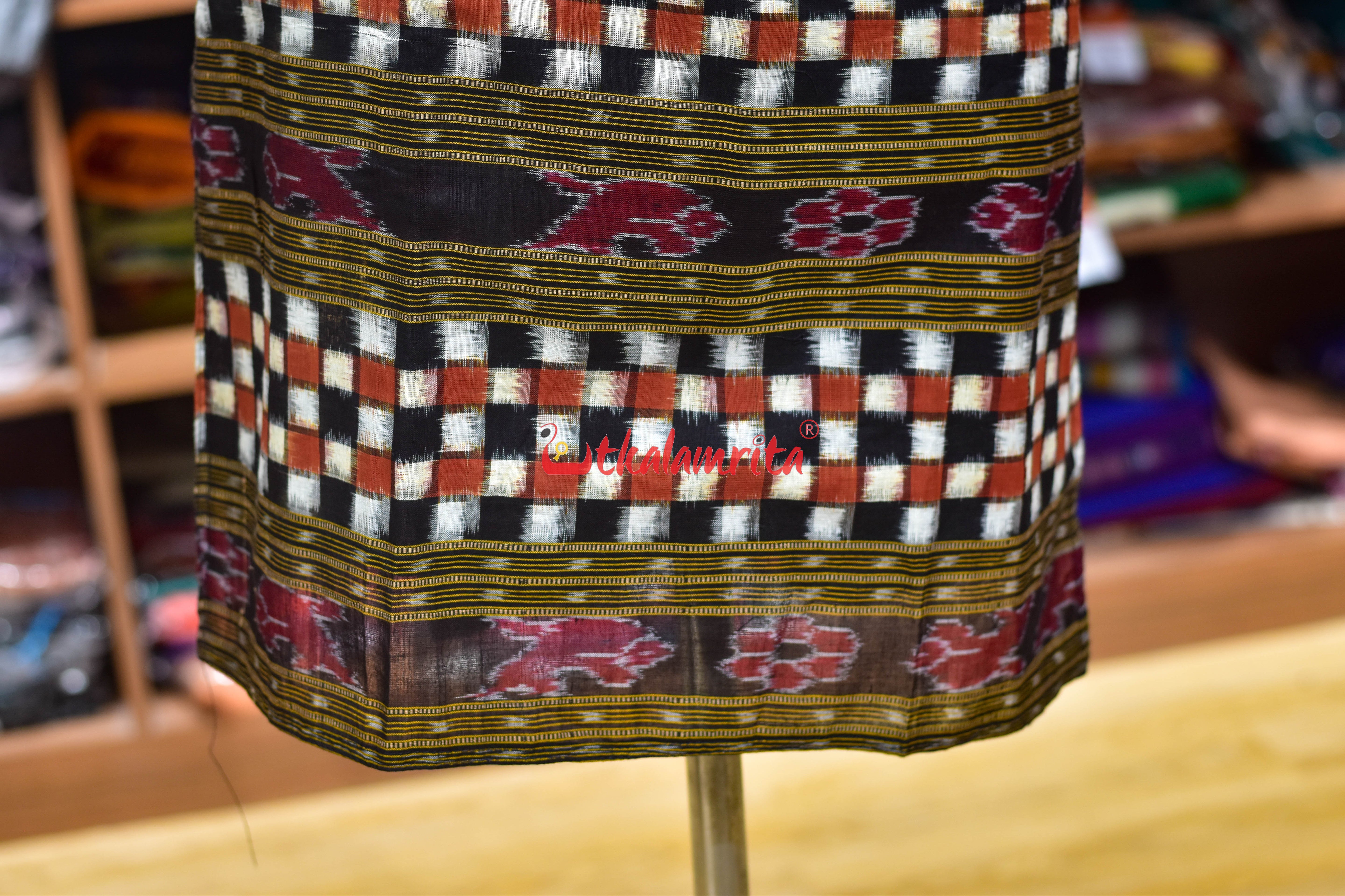 Black Middle Bichitrapuri (Ladies' Kurti)