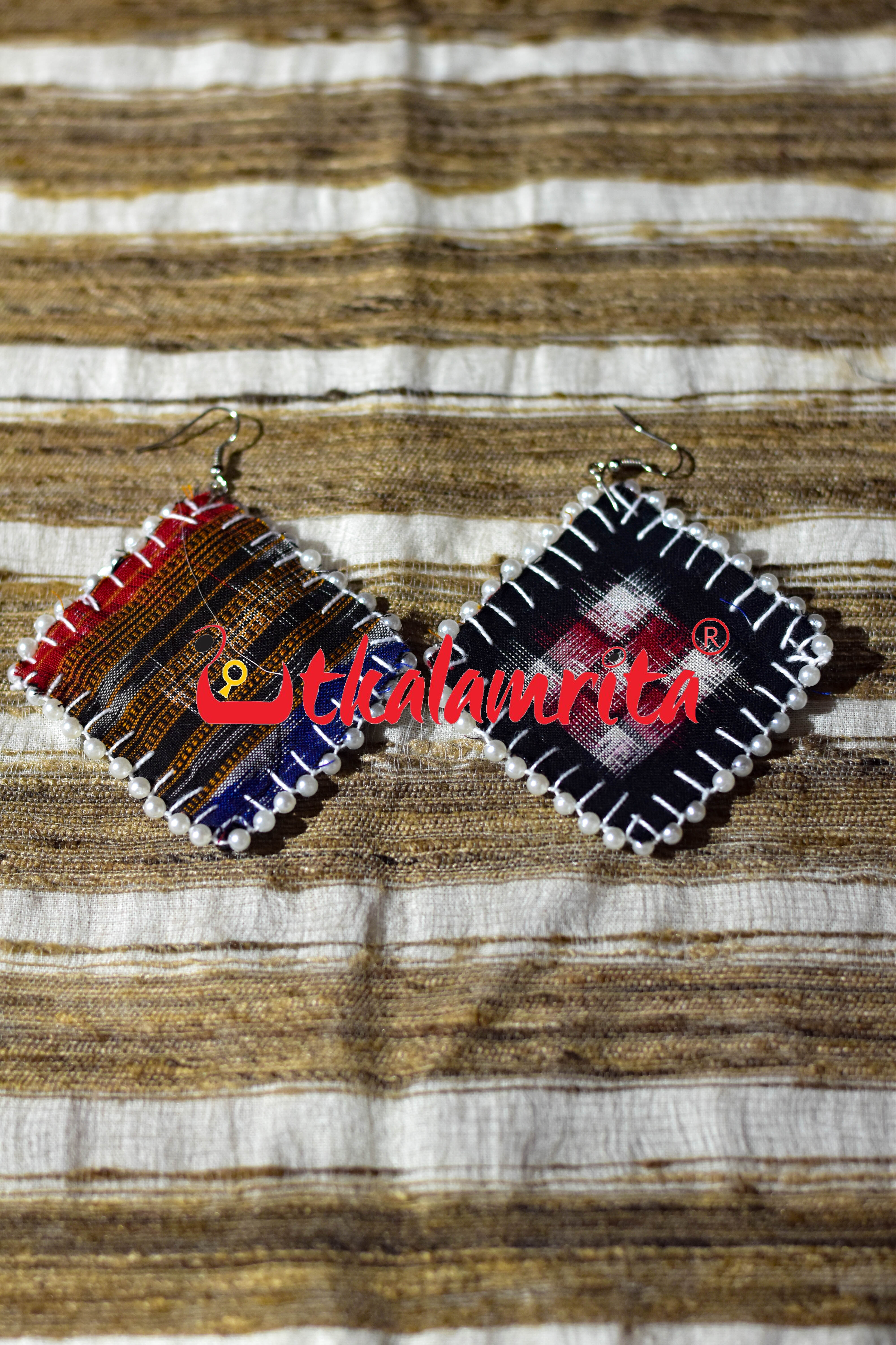 Black Red Pasapali Silver Maali Earrings