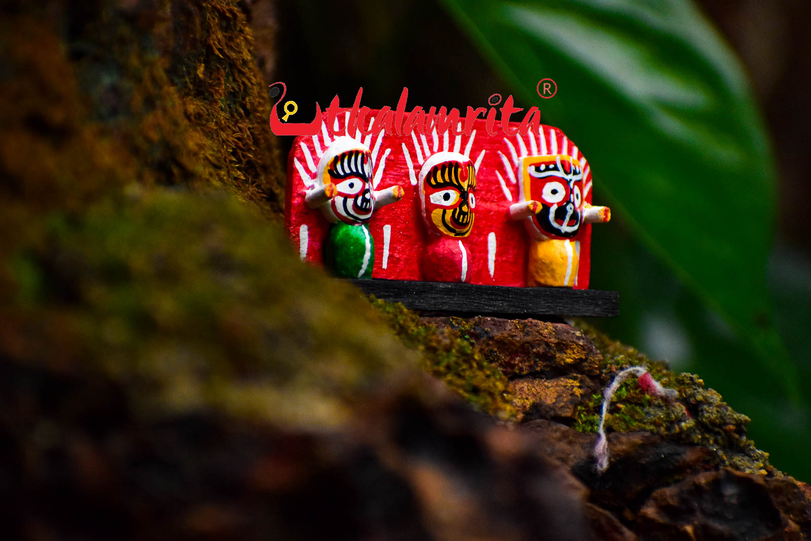 Small Wooden Lord Jagannath, Balabhadra, Subhadra Showpiece