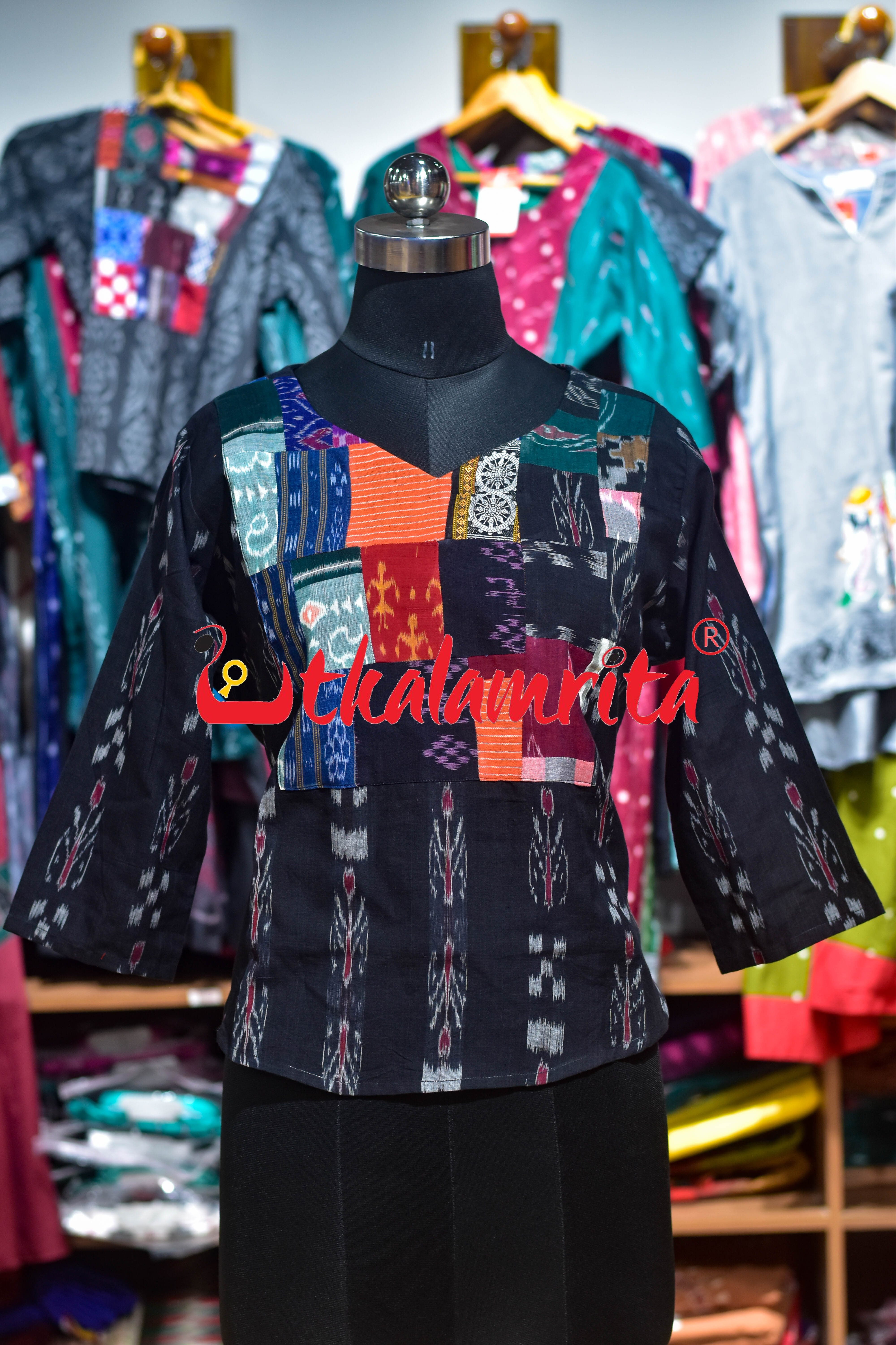 Black Pasapali and Kadha (Ladies' Crop Top)