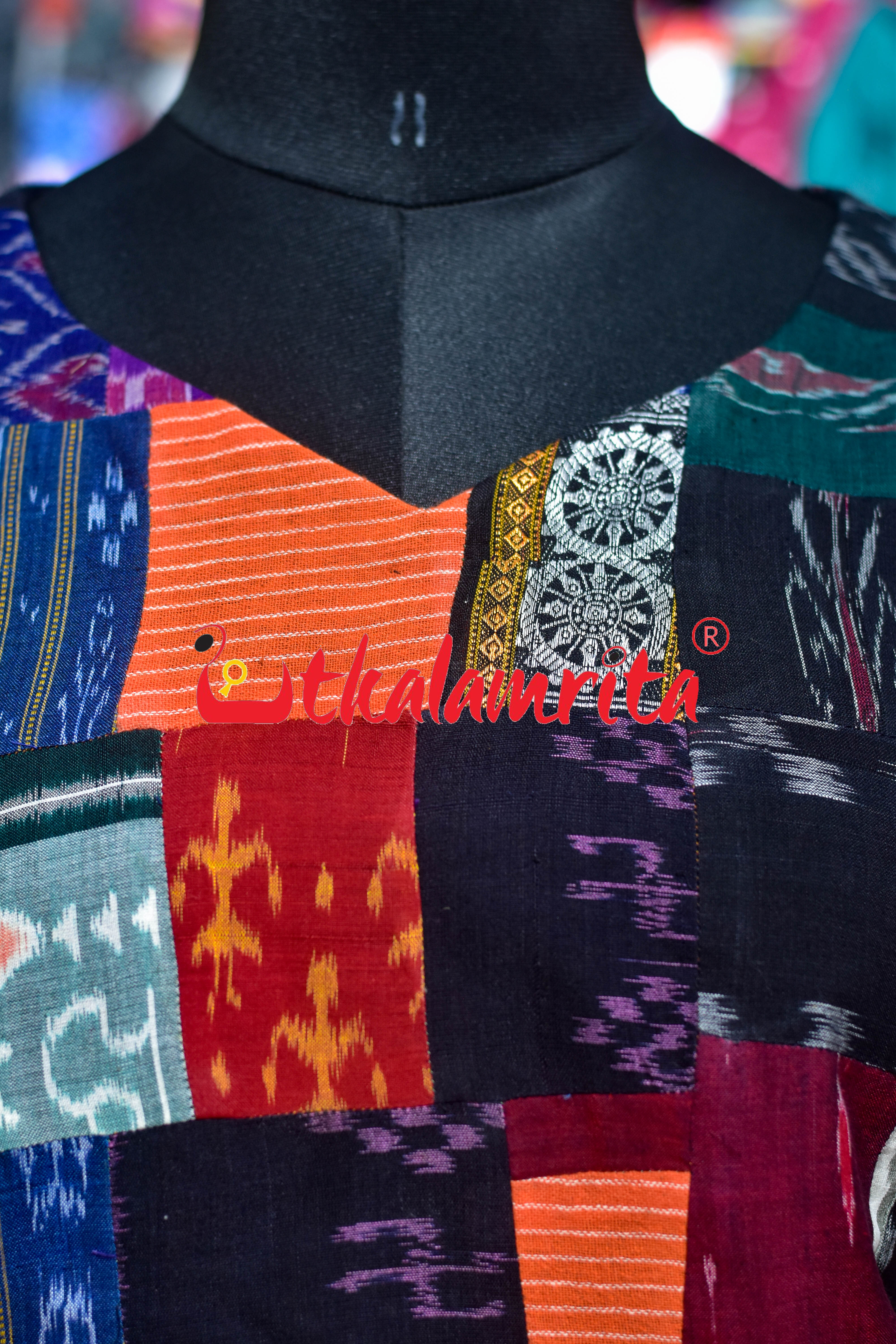 Black Pasapali and Kadha (Ladies' Crop Top)