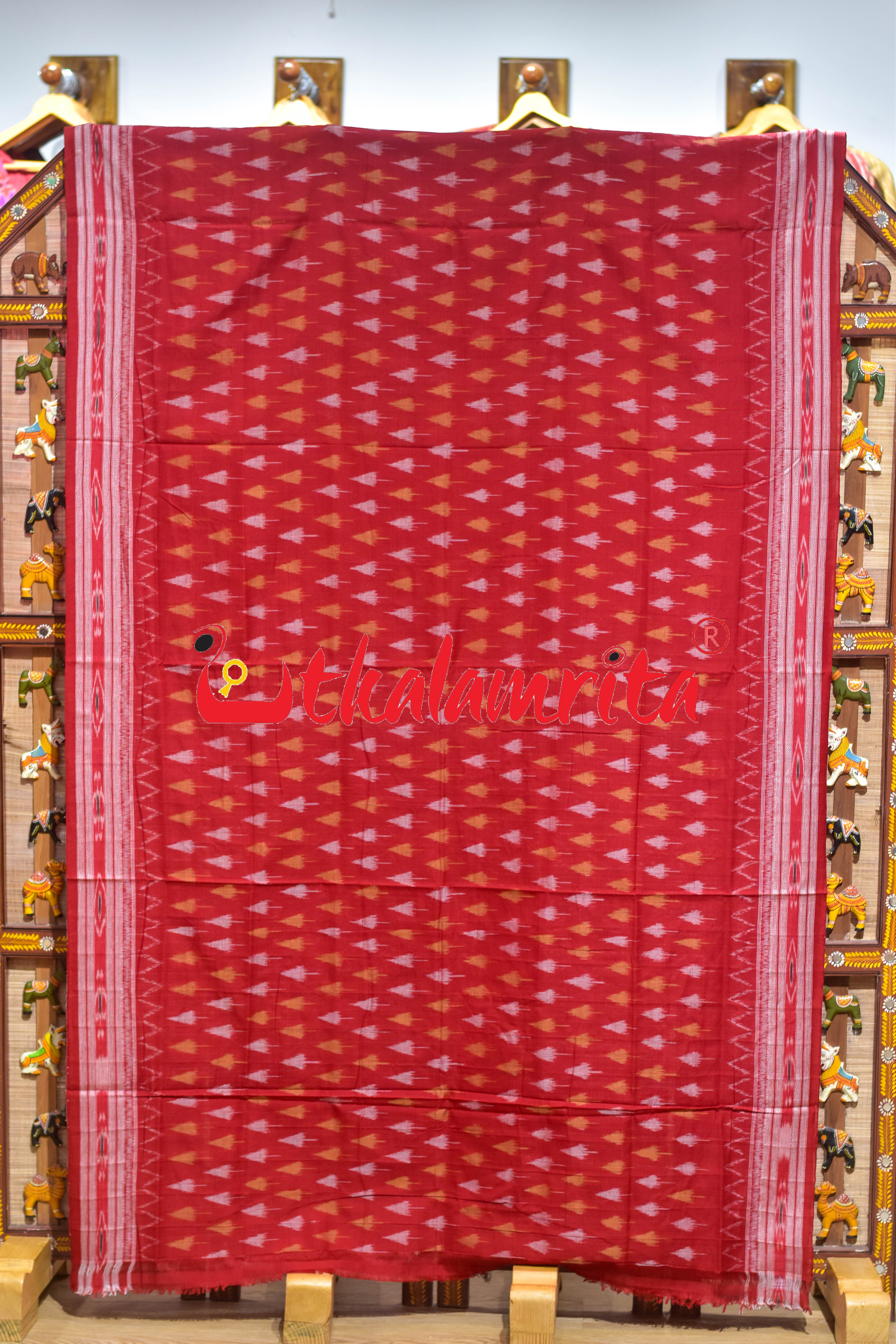 Self Red Chhatu Design Khandua Cotton Saree