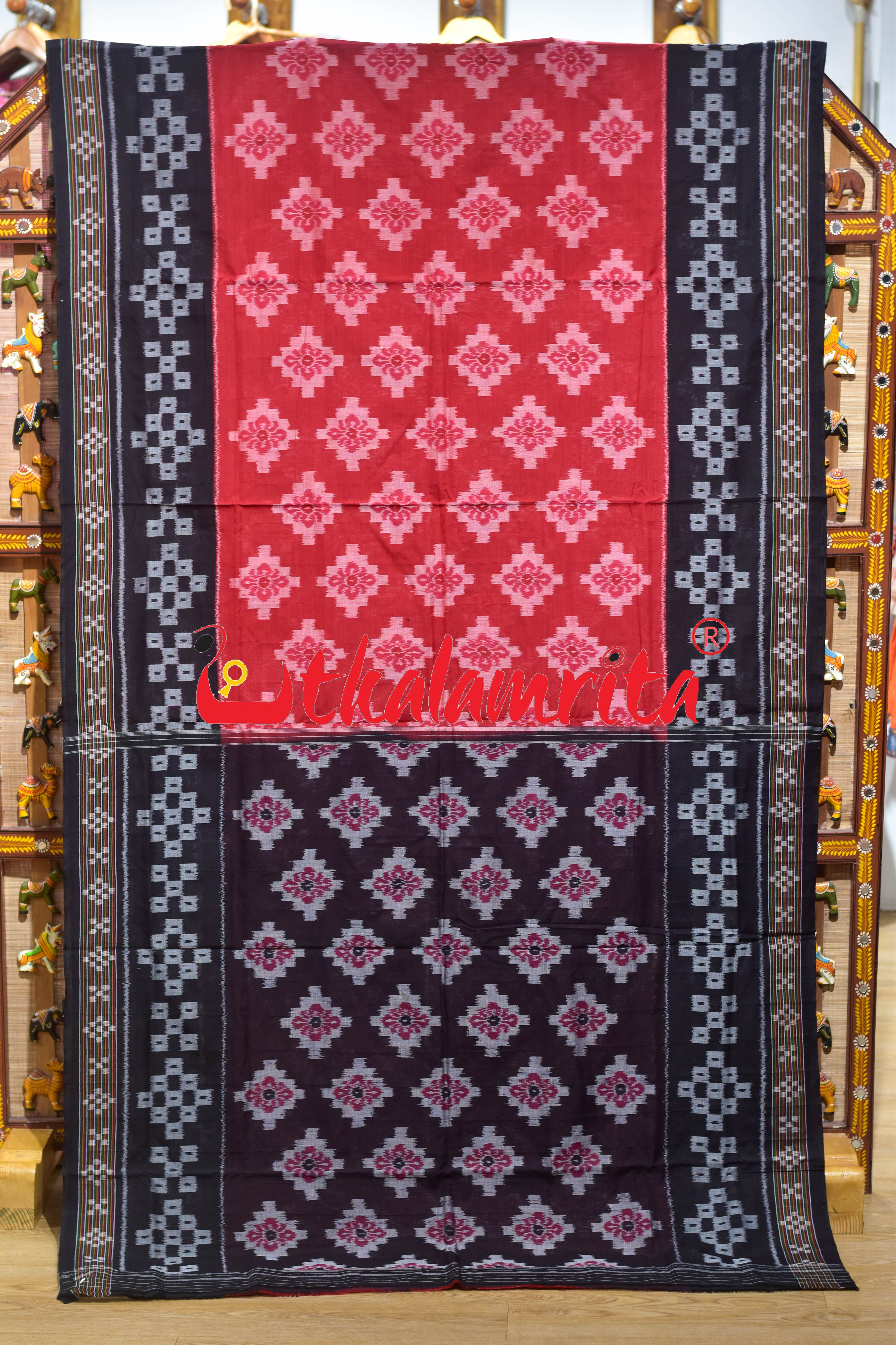 Red Black Pasapali Scot Khandua Cotton Saree