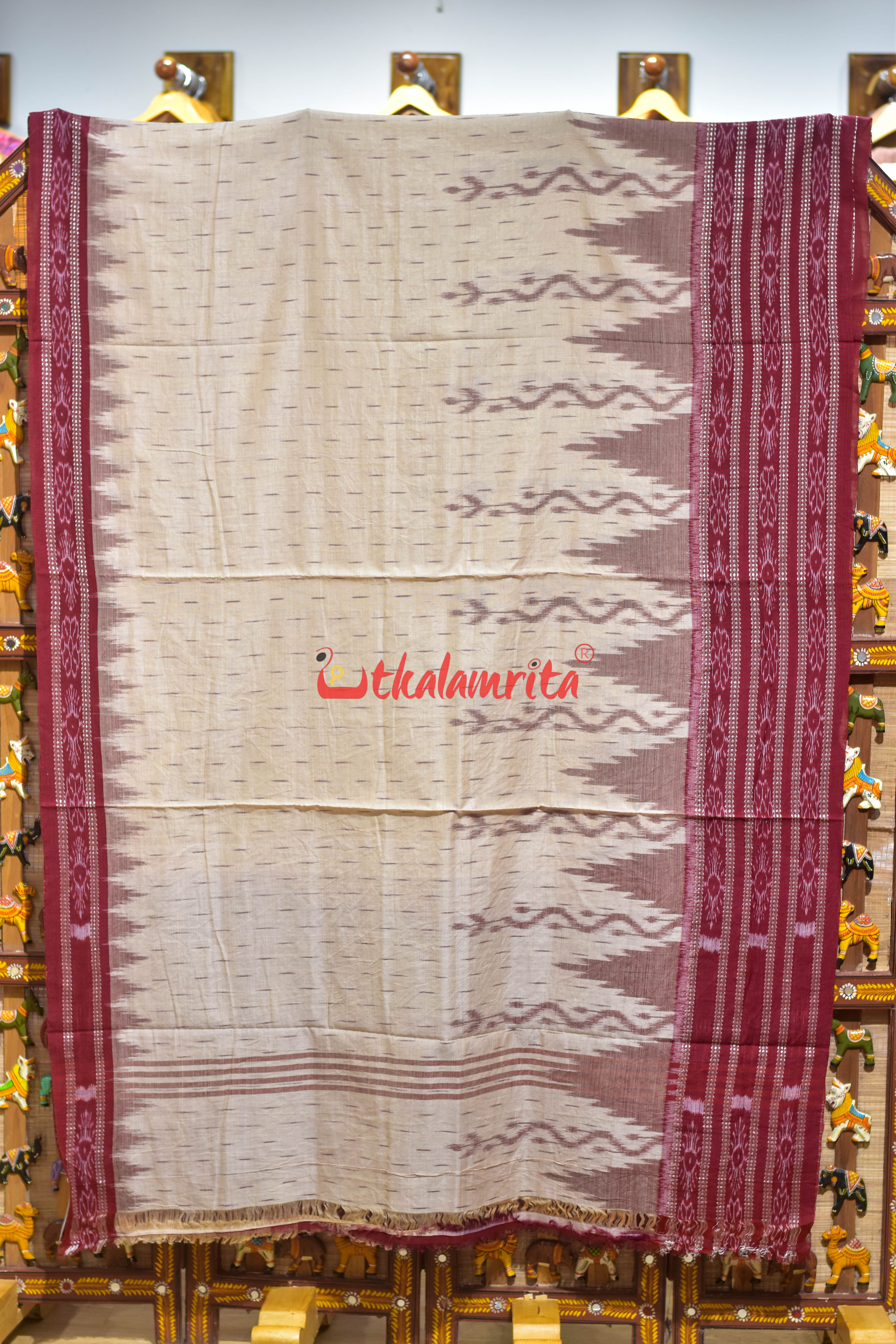 Off White Maroon Daali Scot Khandua Cotton Saree