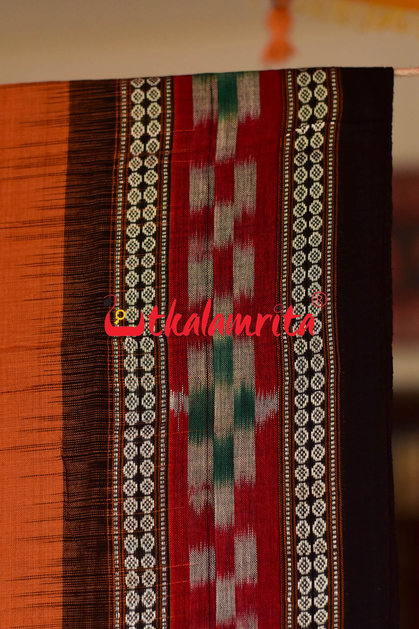 Maati Rekha Buti Khandua Cotton Saree
