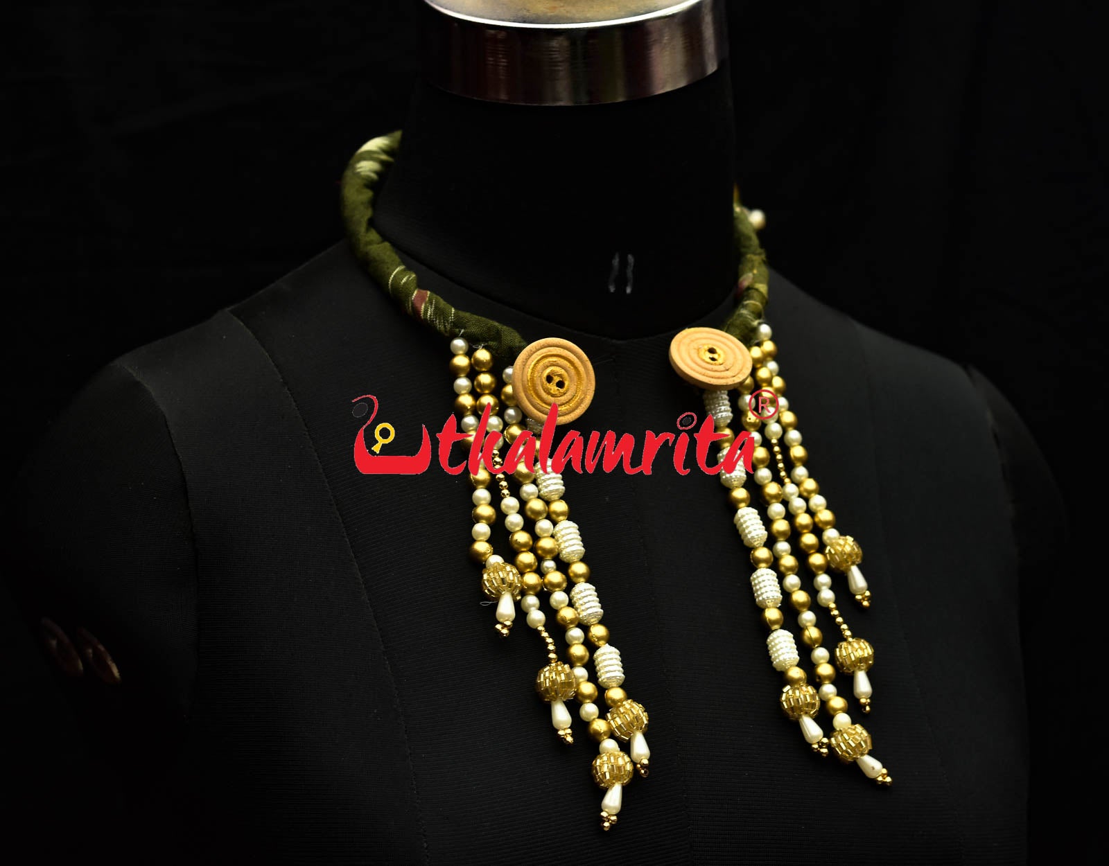 Quirky Necklace Made With Handloom Fabric Set