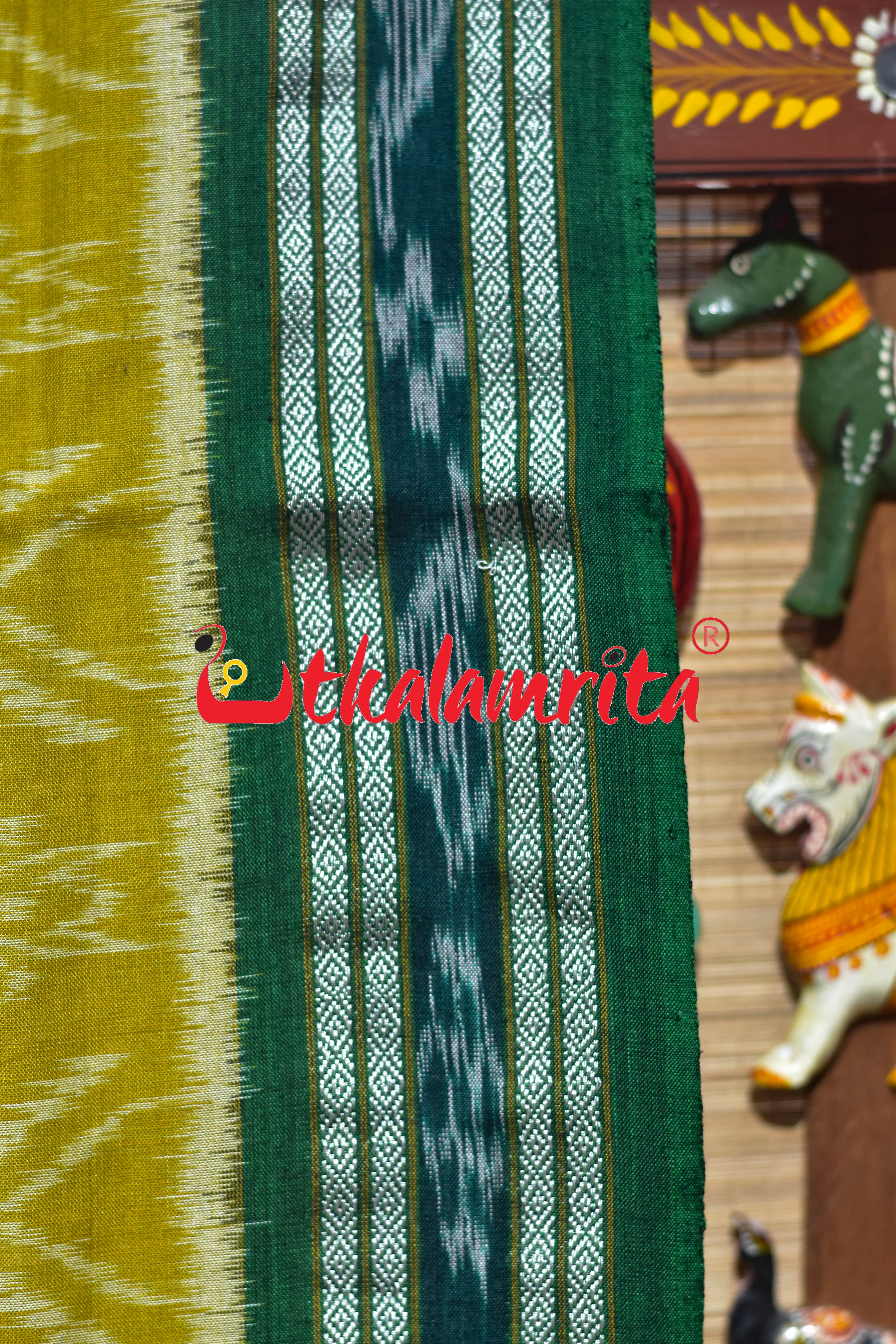 Janhiphuliya Green Flower Khandua Cotton Saree