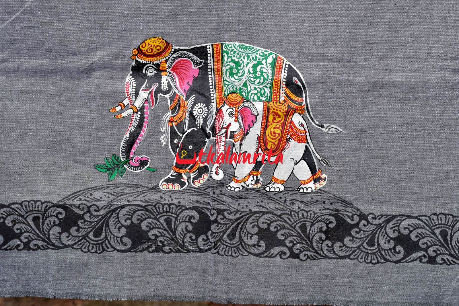 Dual Elephants Pattachitra (Blouse Piece)