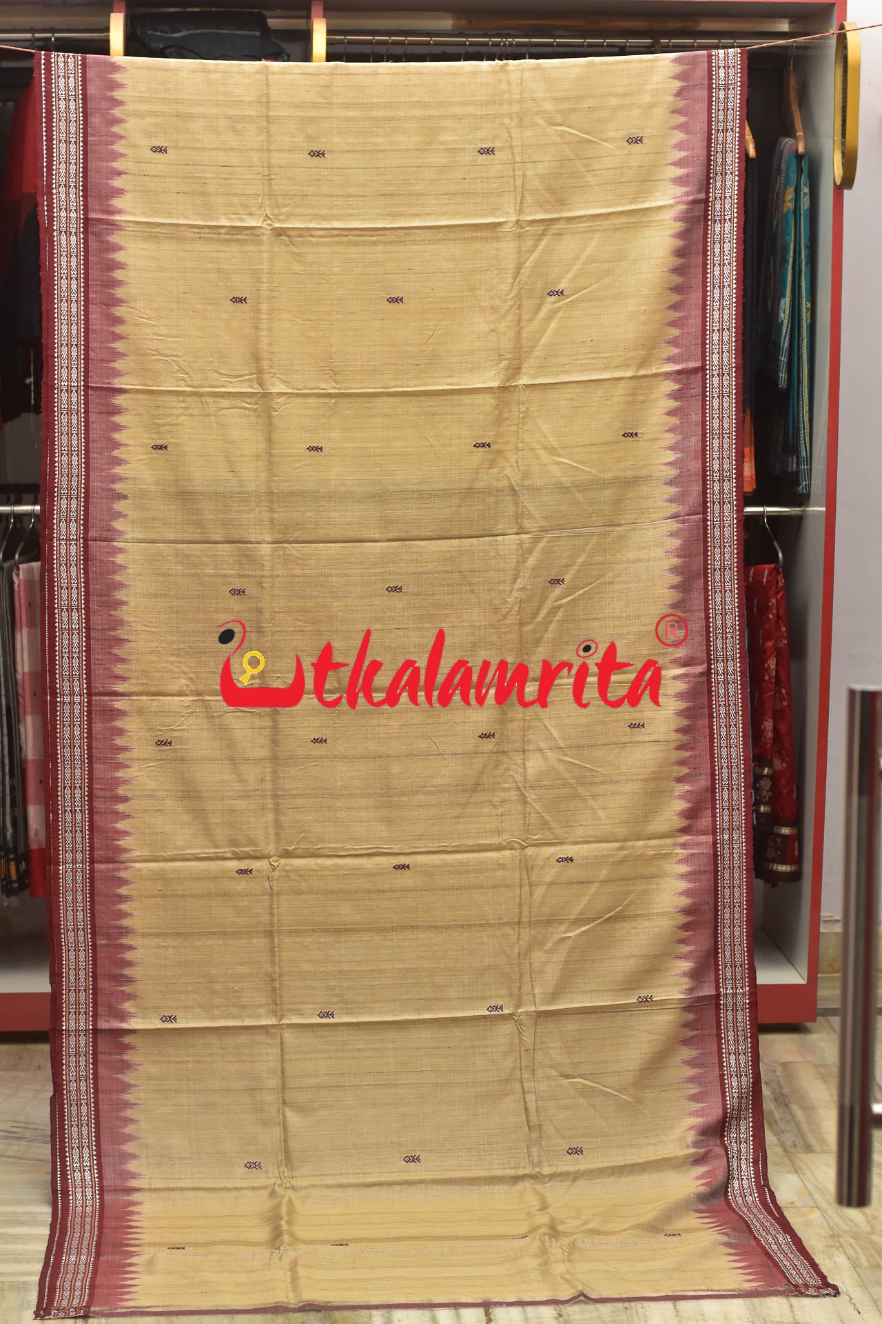 Natural Body Fish Border Gopalpur Tussar Saree