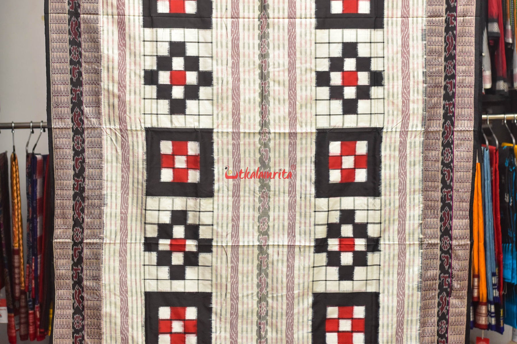 Contrast White Black Bichitrapuri Sambalpuri Silk Saree