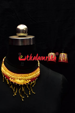 Red With Golden Touch Jewellery Set