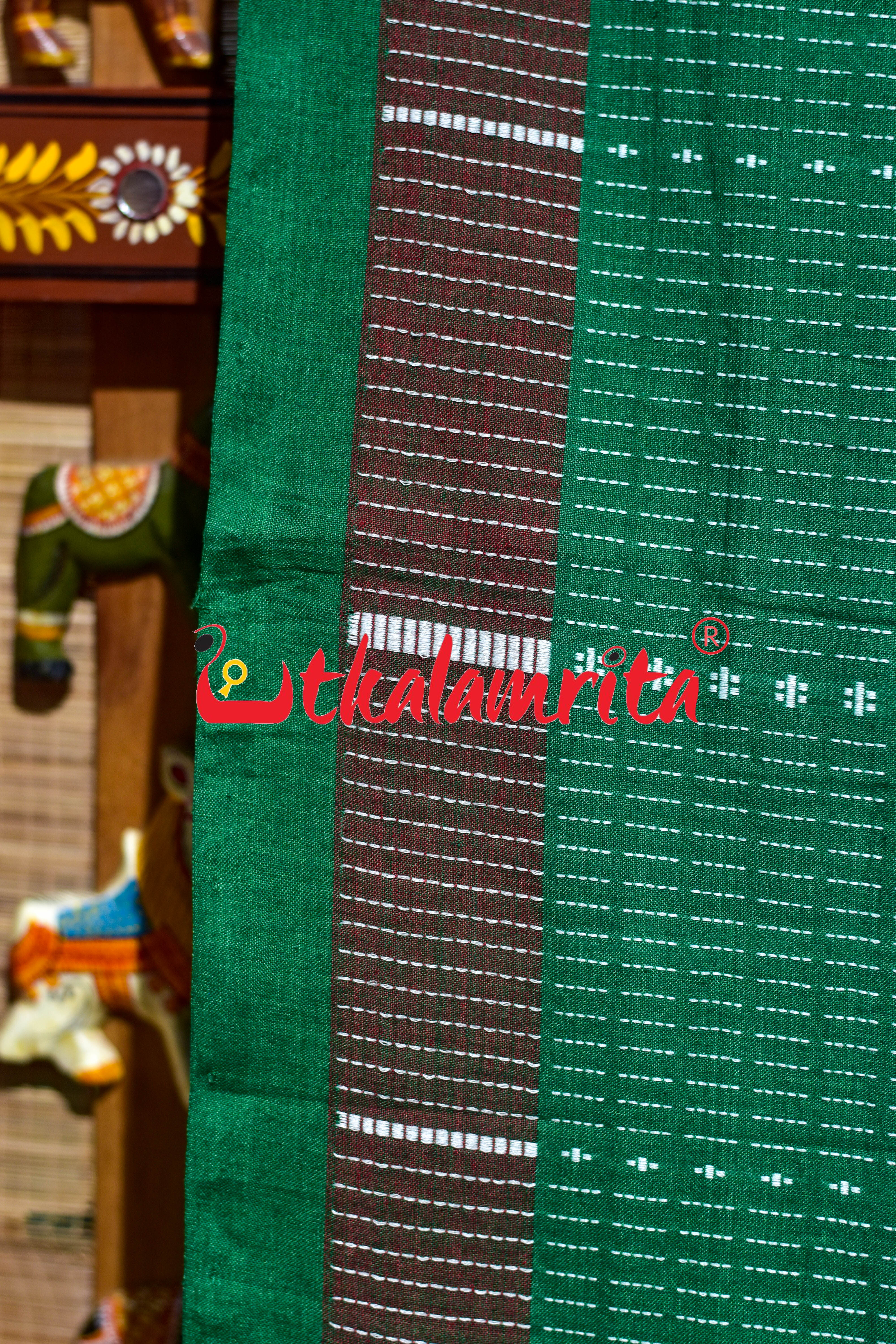 Green Hati Anchal Dhalapathar Cotton Saree