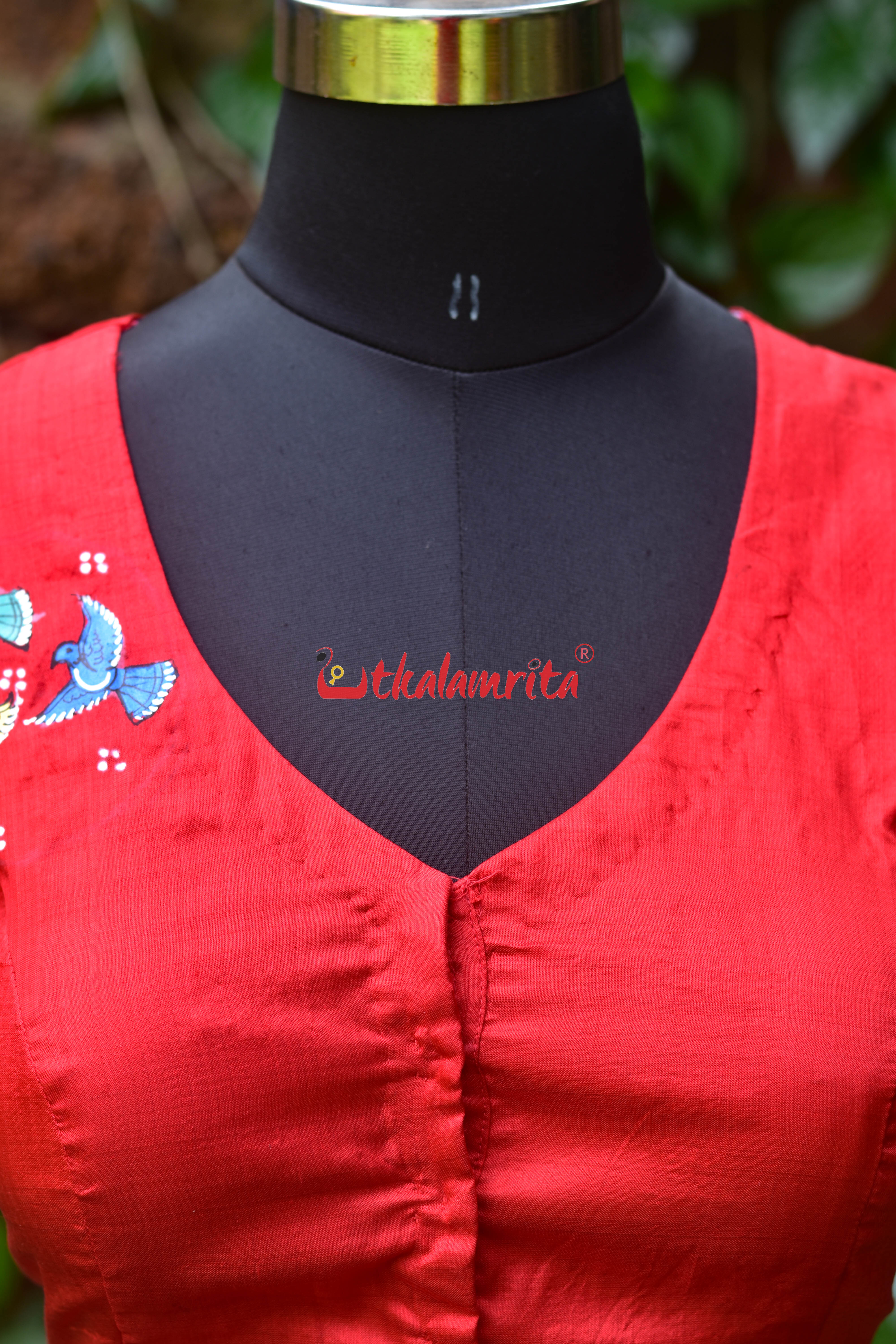 Red Fish Bandha Border Chadhei Silk (Blouse Piece)