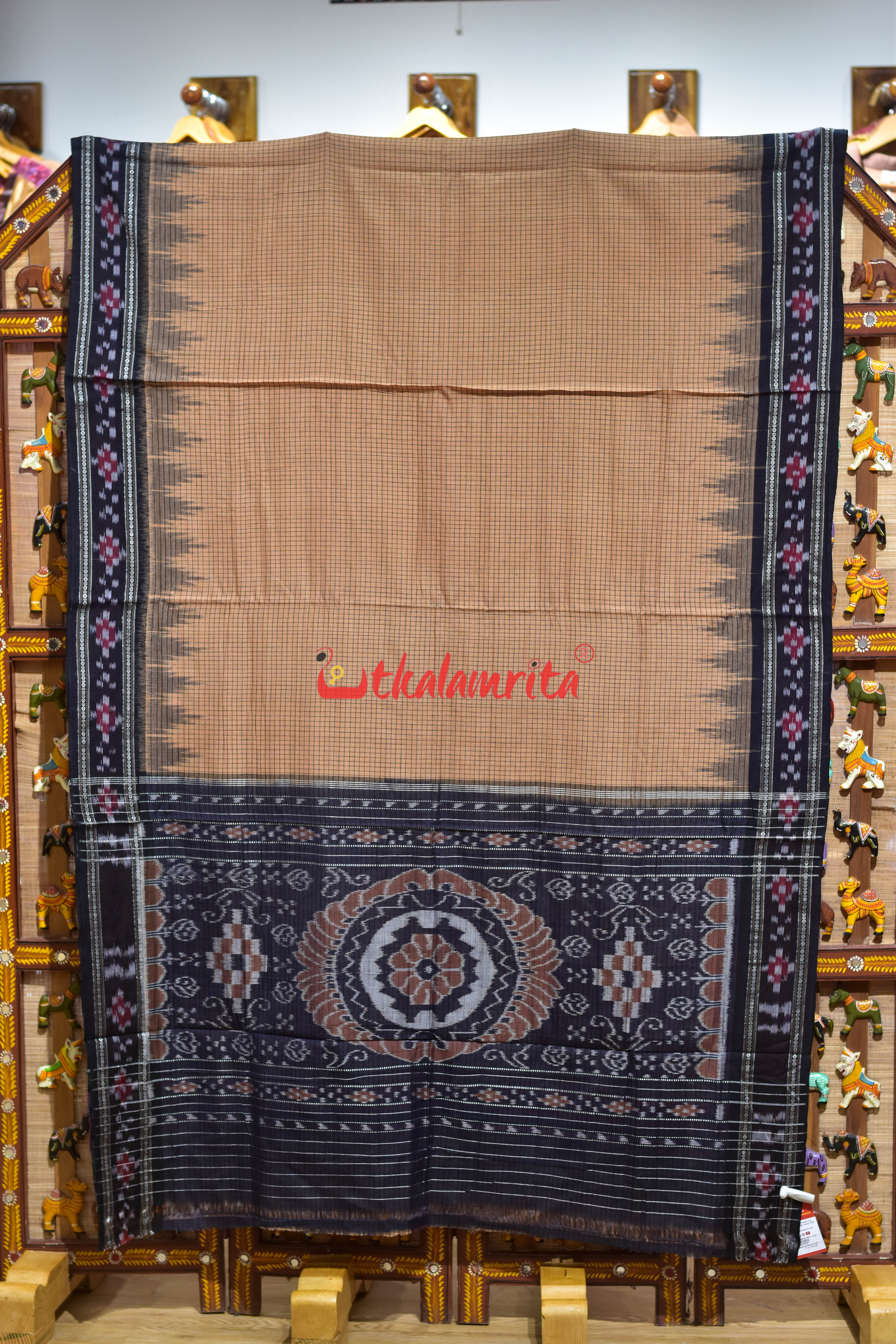 Sachipar Border Pasapali Cream Khandua Cotton Saree