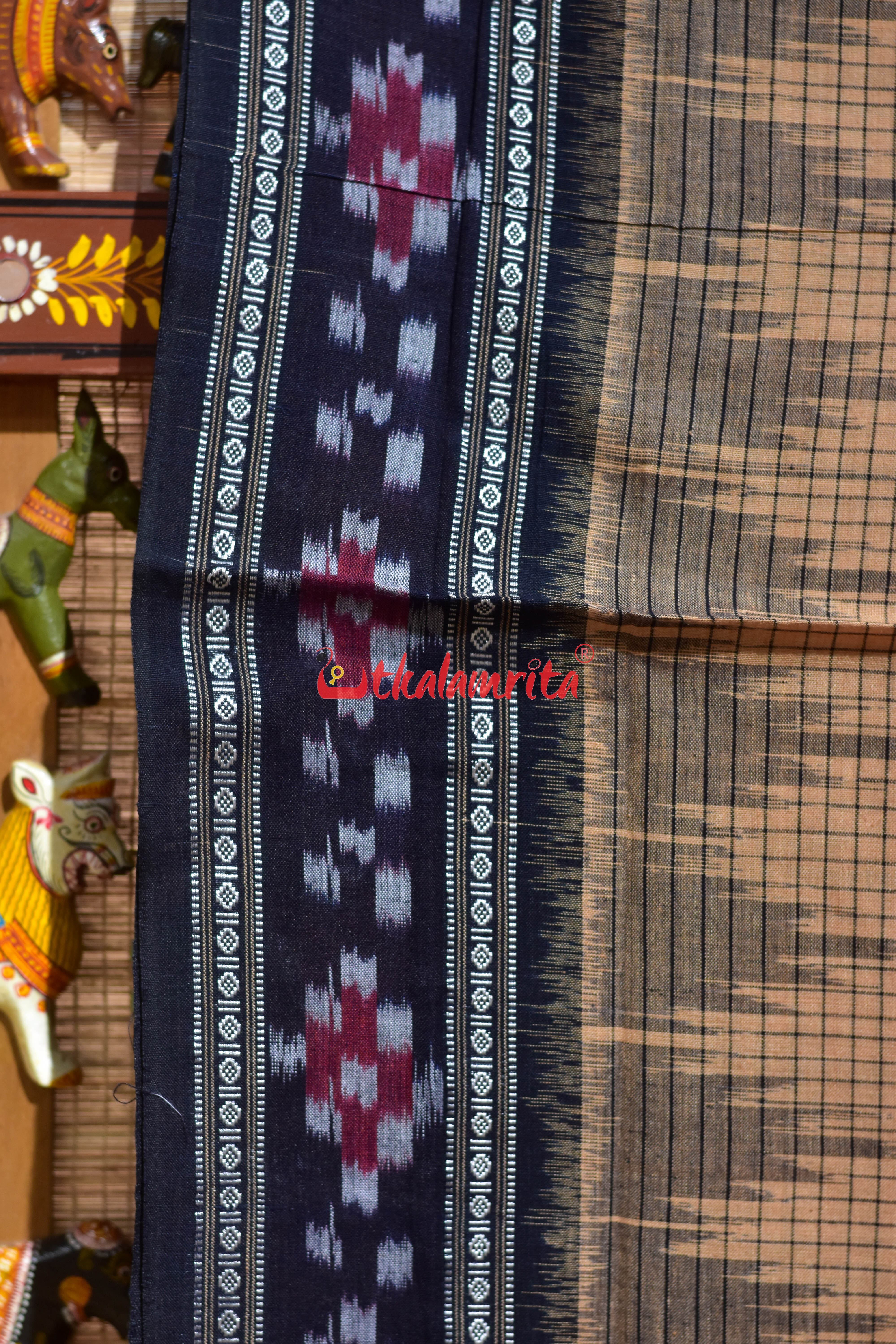 Sachipar Border Pasapali Cream Khandua Cotton Saree