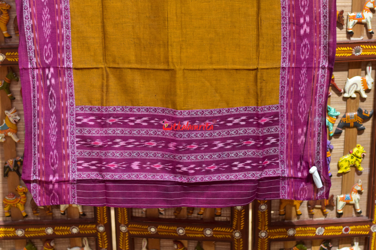 Magenta Golden Middle Sankha Chakra Design Dress Set