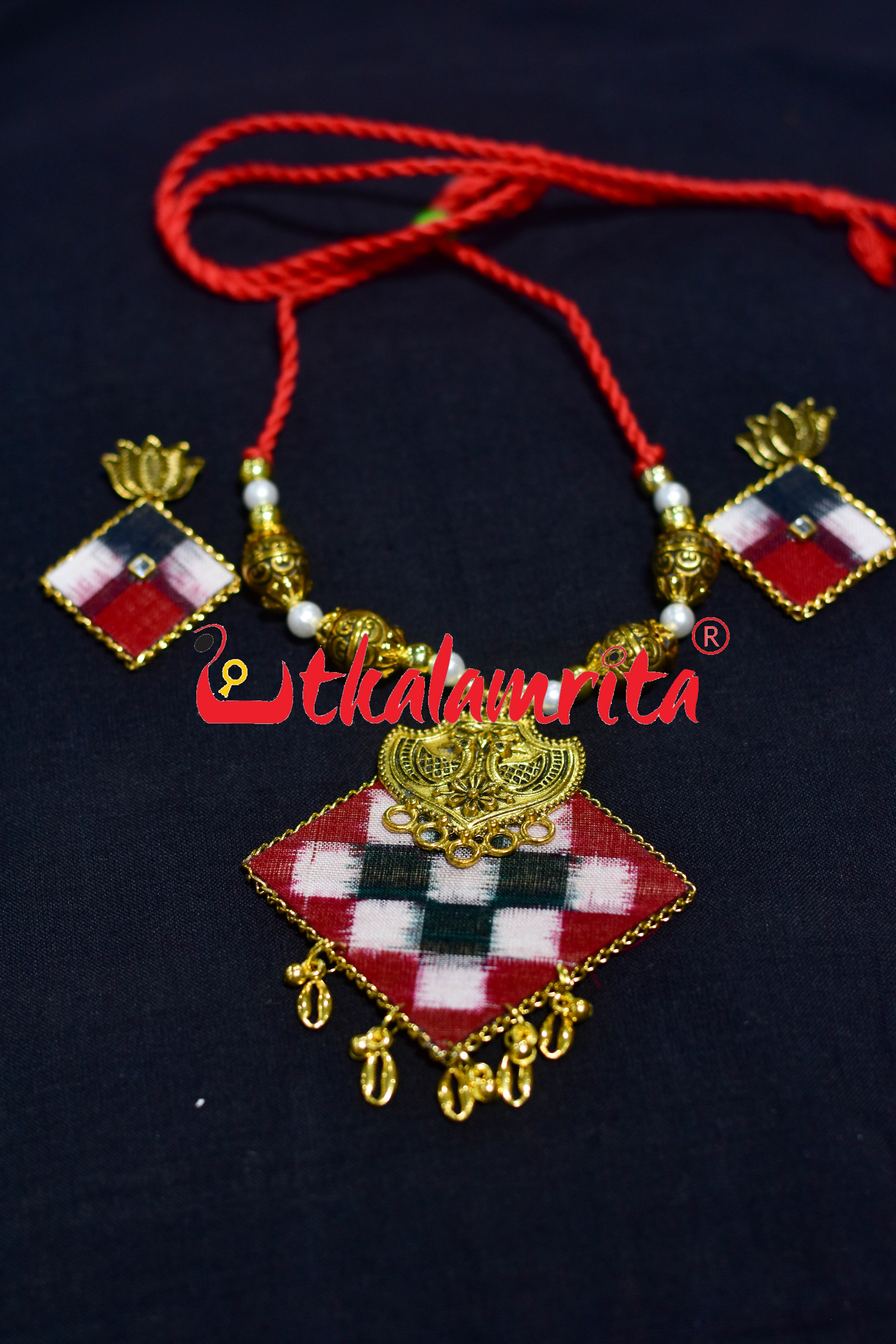 RGW Pasapali Golden Mayura Necklace Set