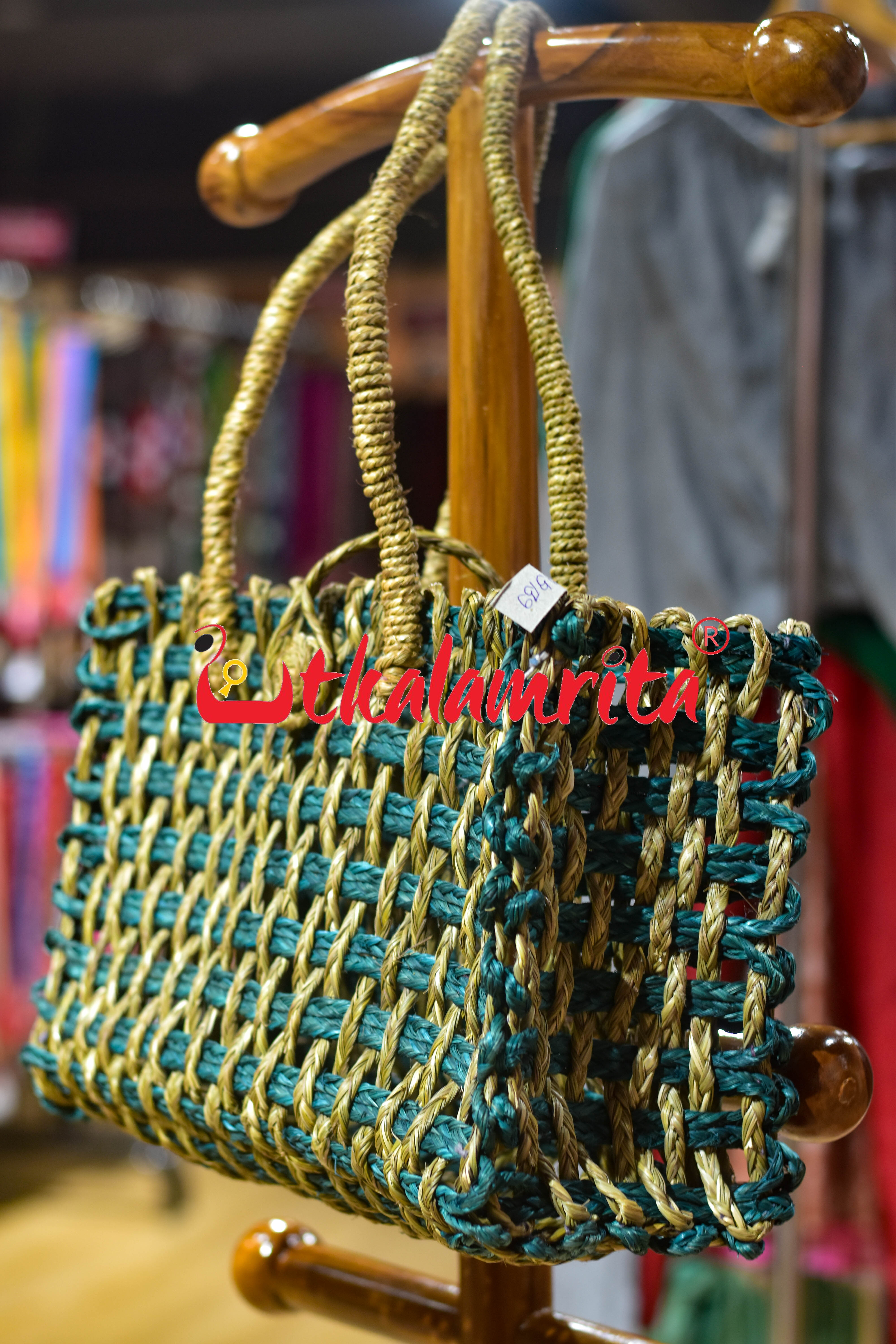 Sabai Grass Jali Bag Medium (Natural-Green)