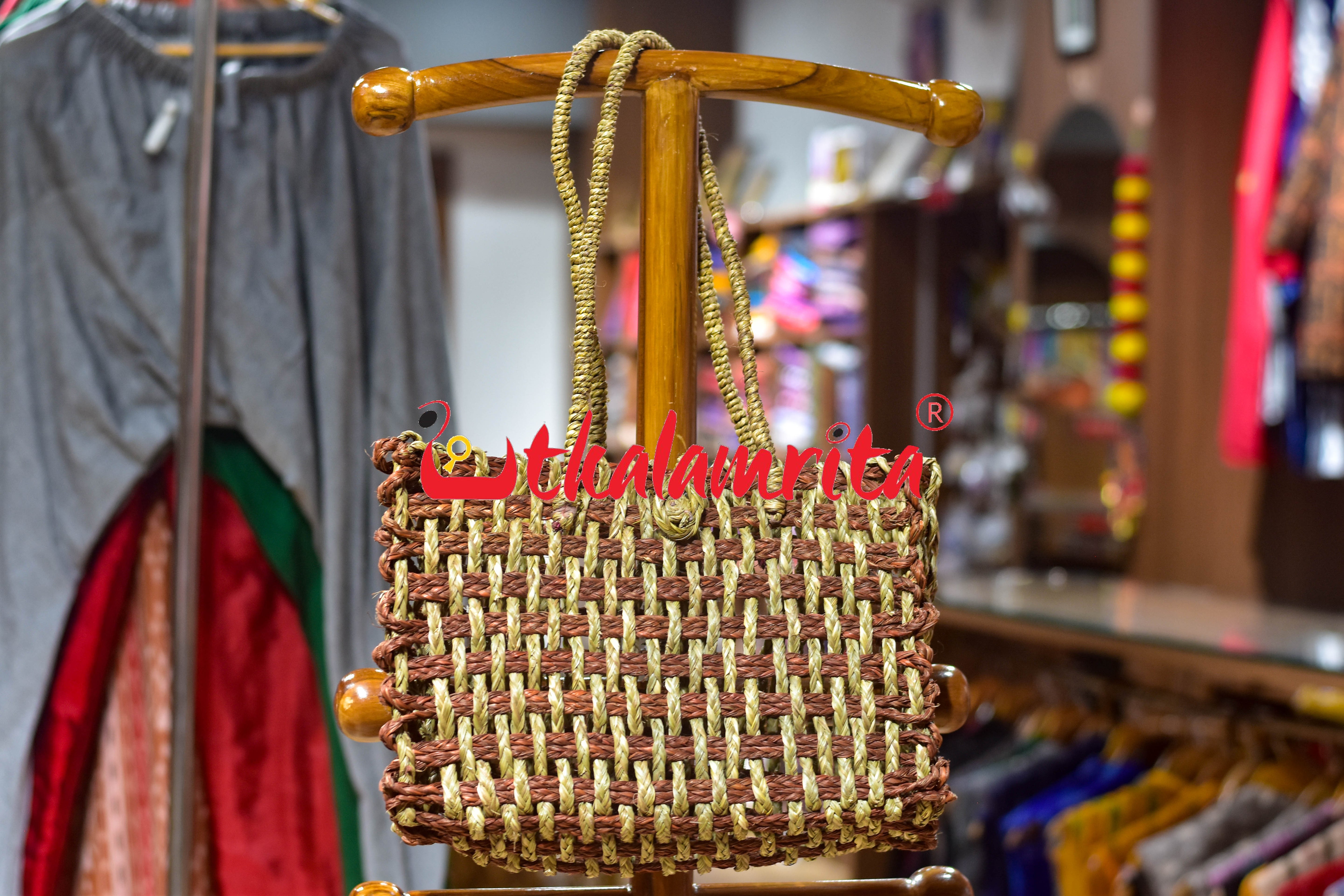 Sabai Grass Jali Bag Medium (Natural-Rust)