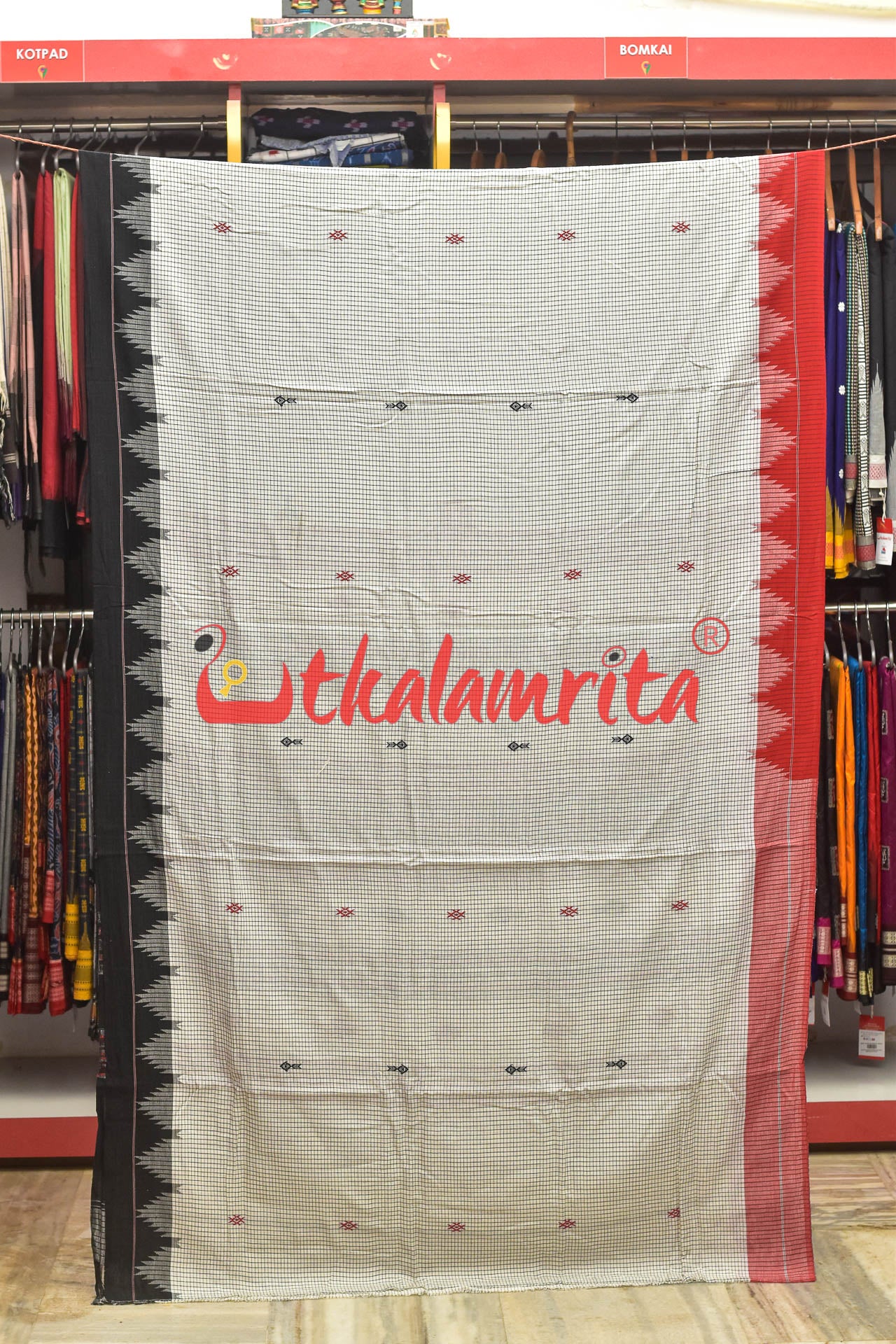 White Checks with Fish Cotton Kotpad Saree