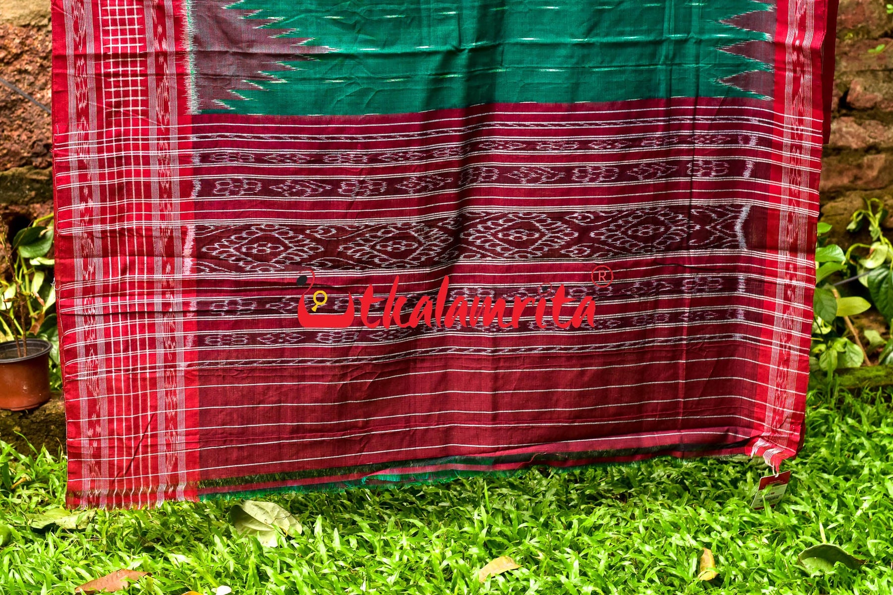 Green Red Check Daali Scot Khandua Cotton Saree