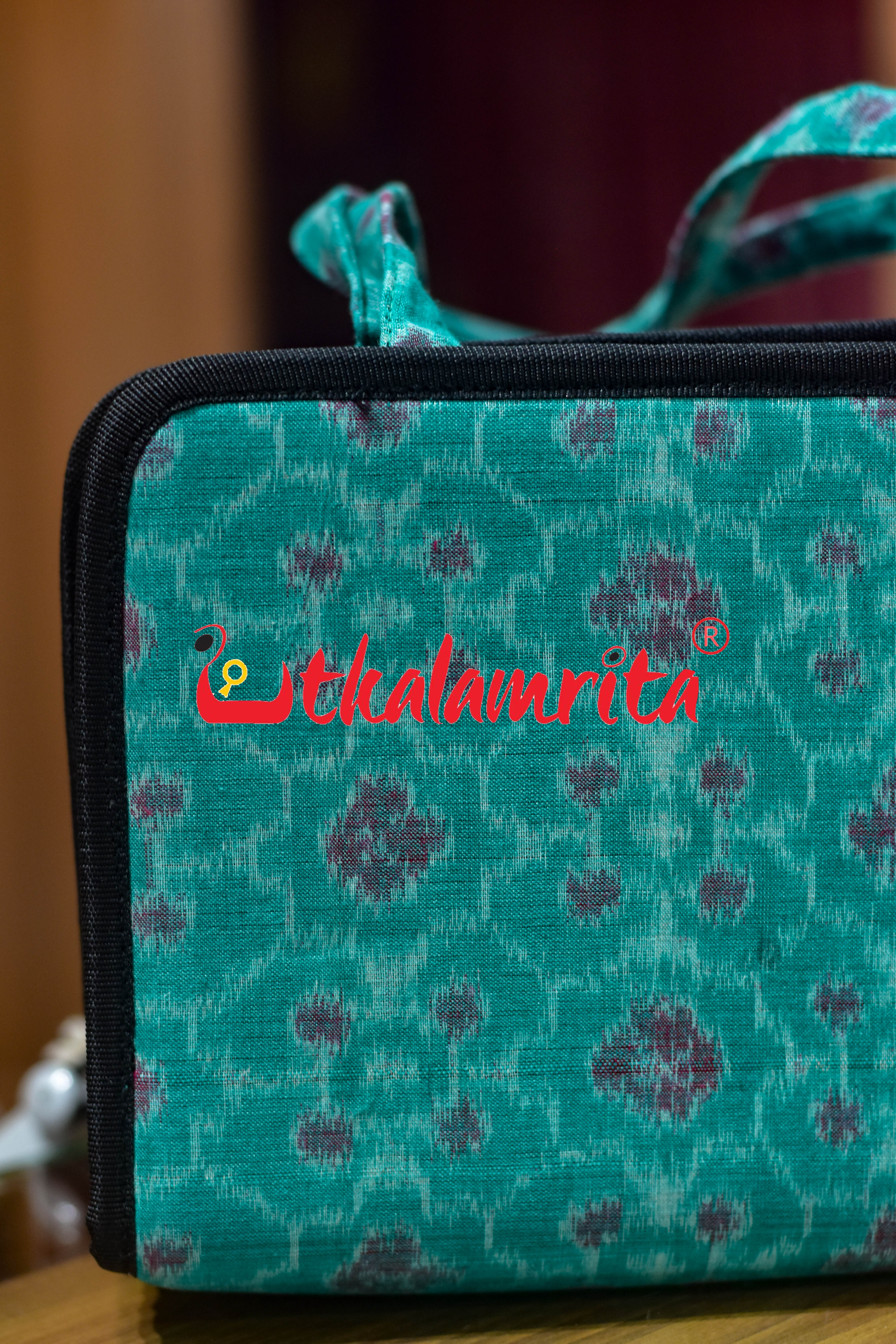 Sea Green Red Flower Square Hand Bag