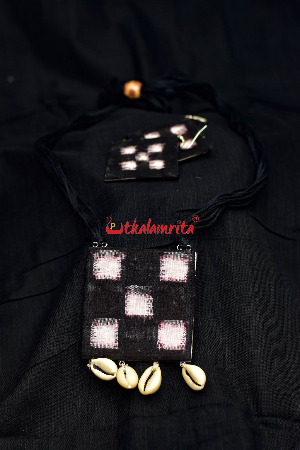 Pasapali kaudi handloom jewellery set