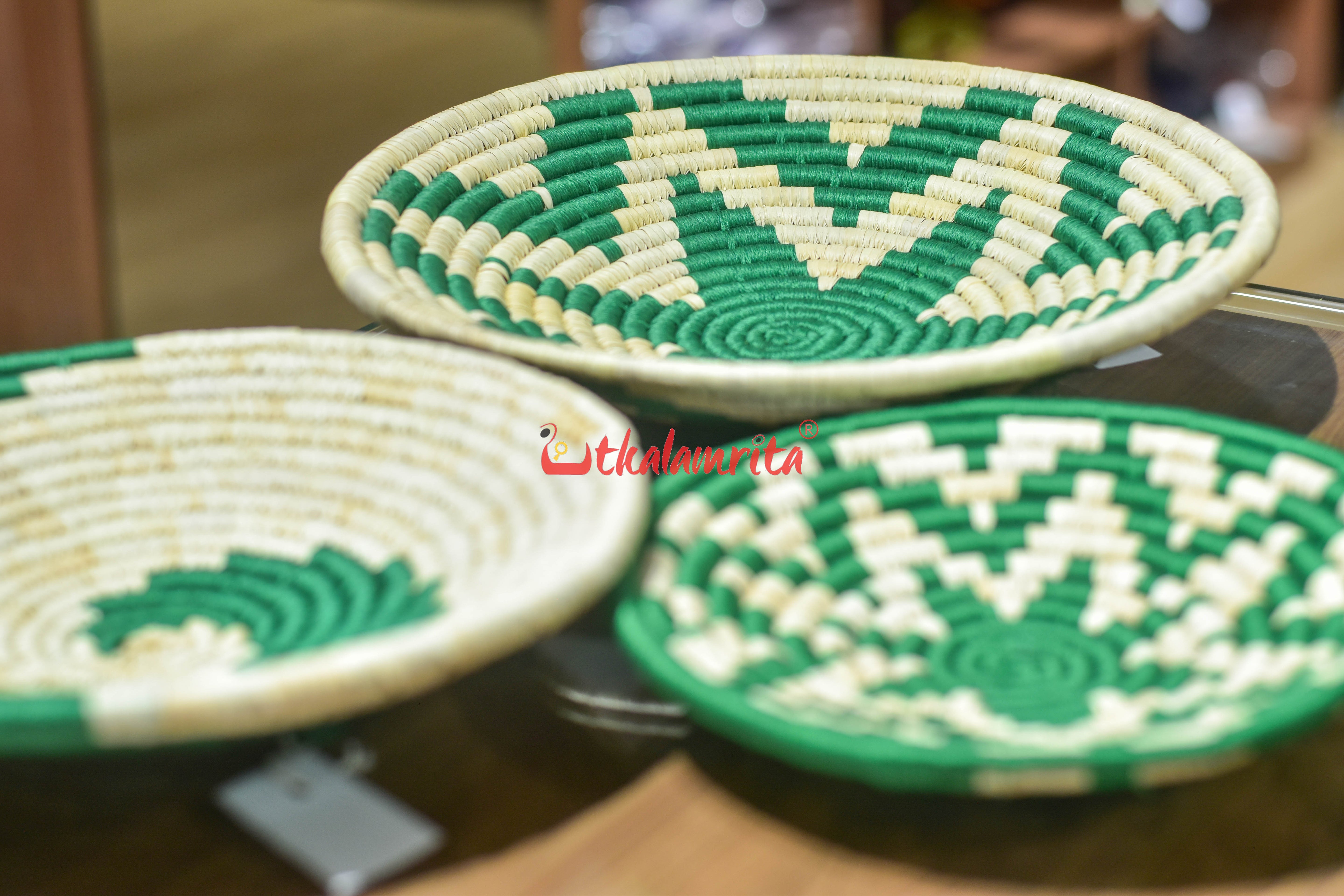 Sabai Grass Green Wall Basket- Large