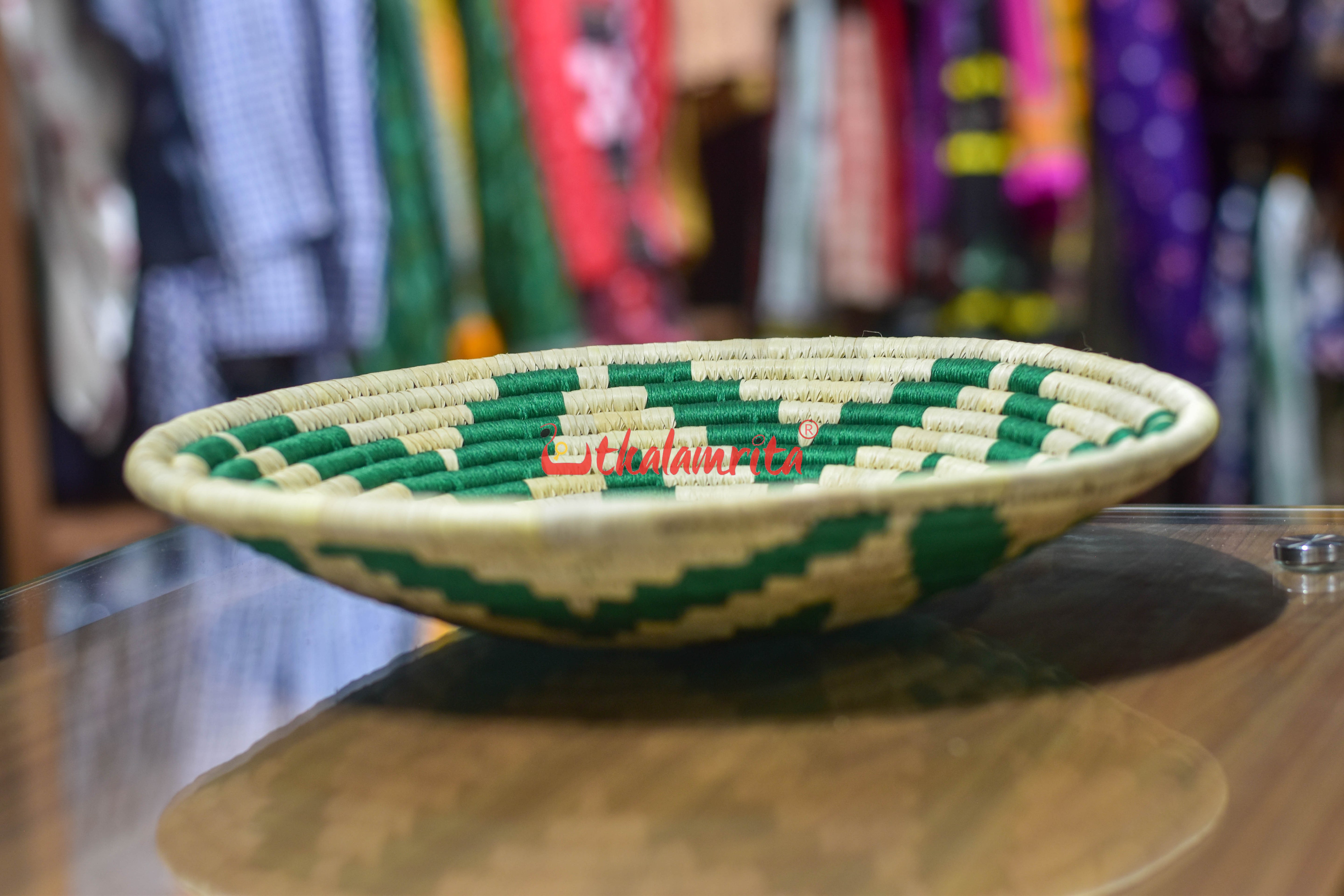 Sabai Grass Green Wall Basket- Large