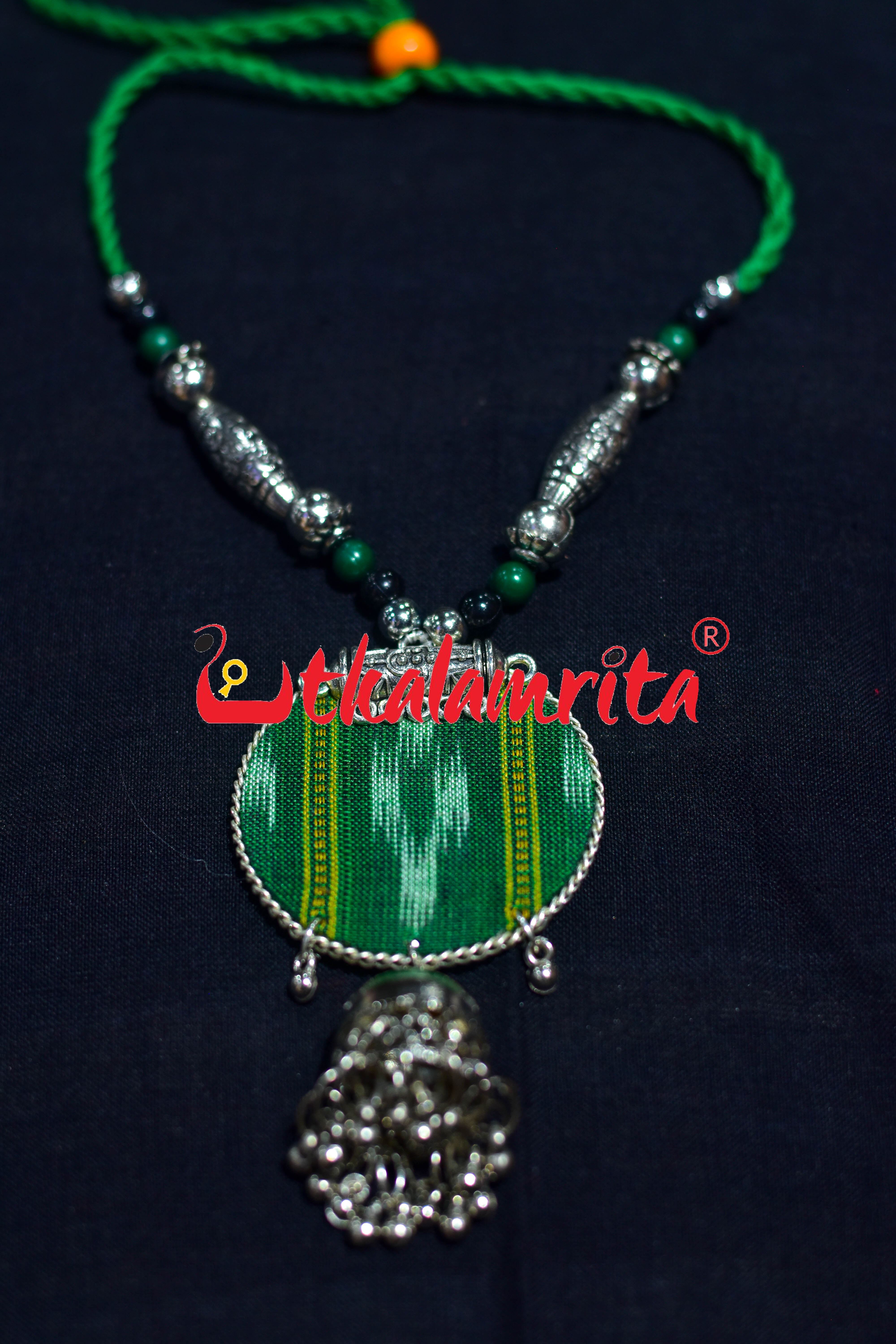 Green Round Ikat Silver Necklace Set